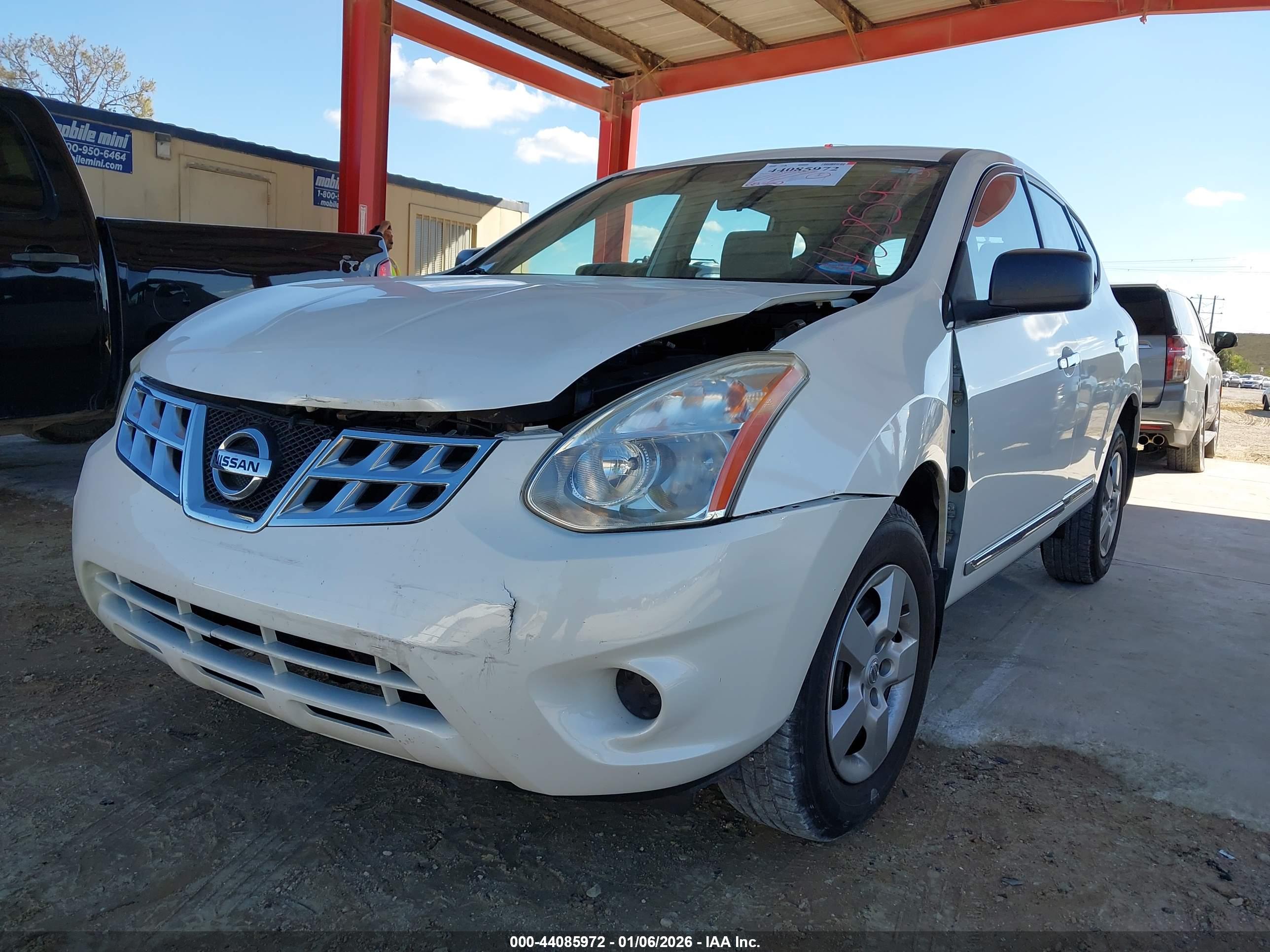 NISSAN ROGUE image 6