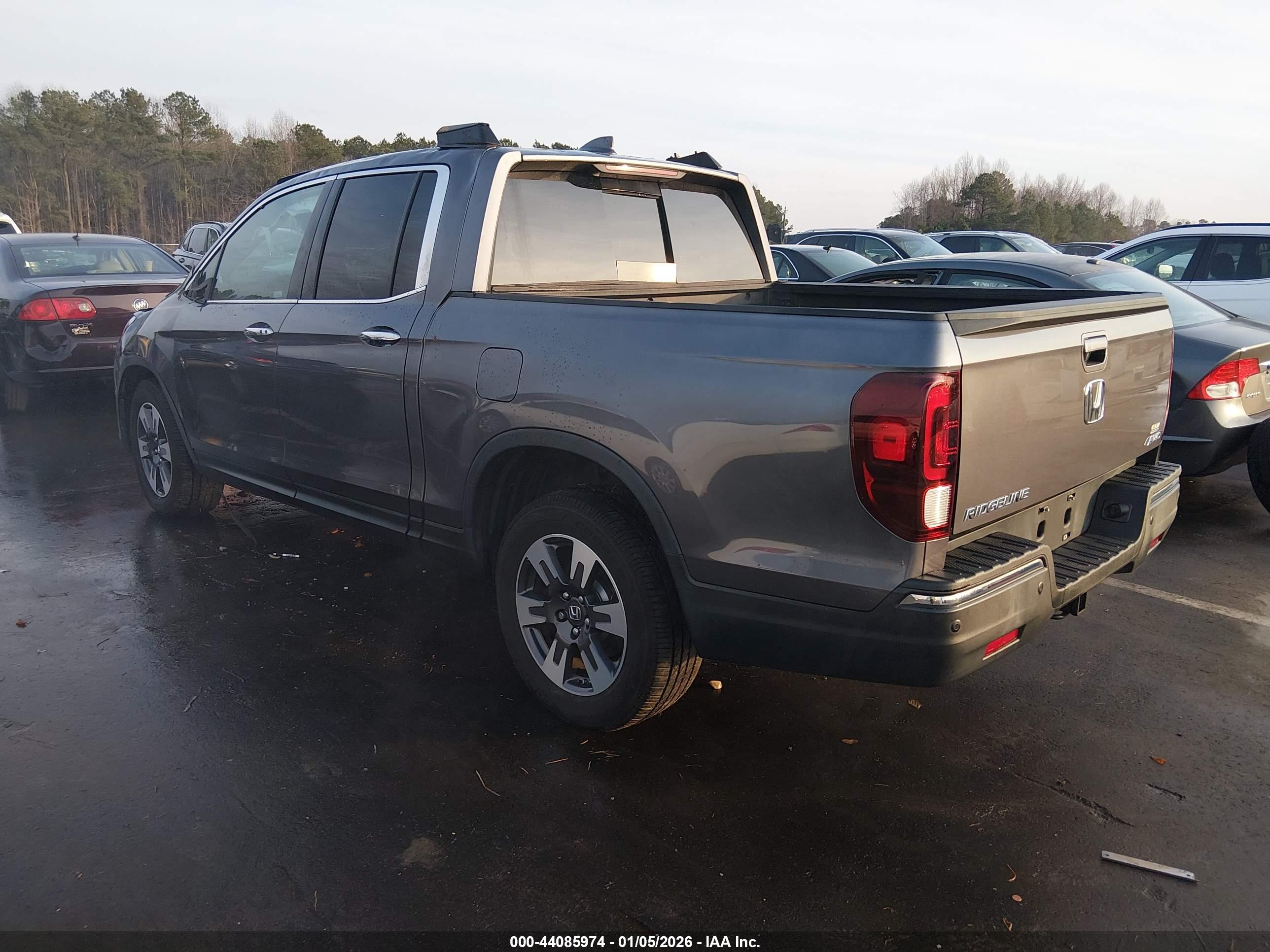 HONDA RIDGELINE image 3