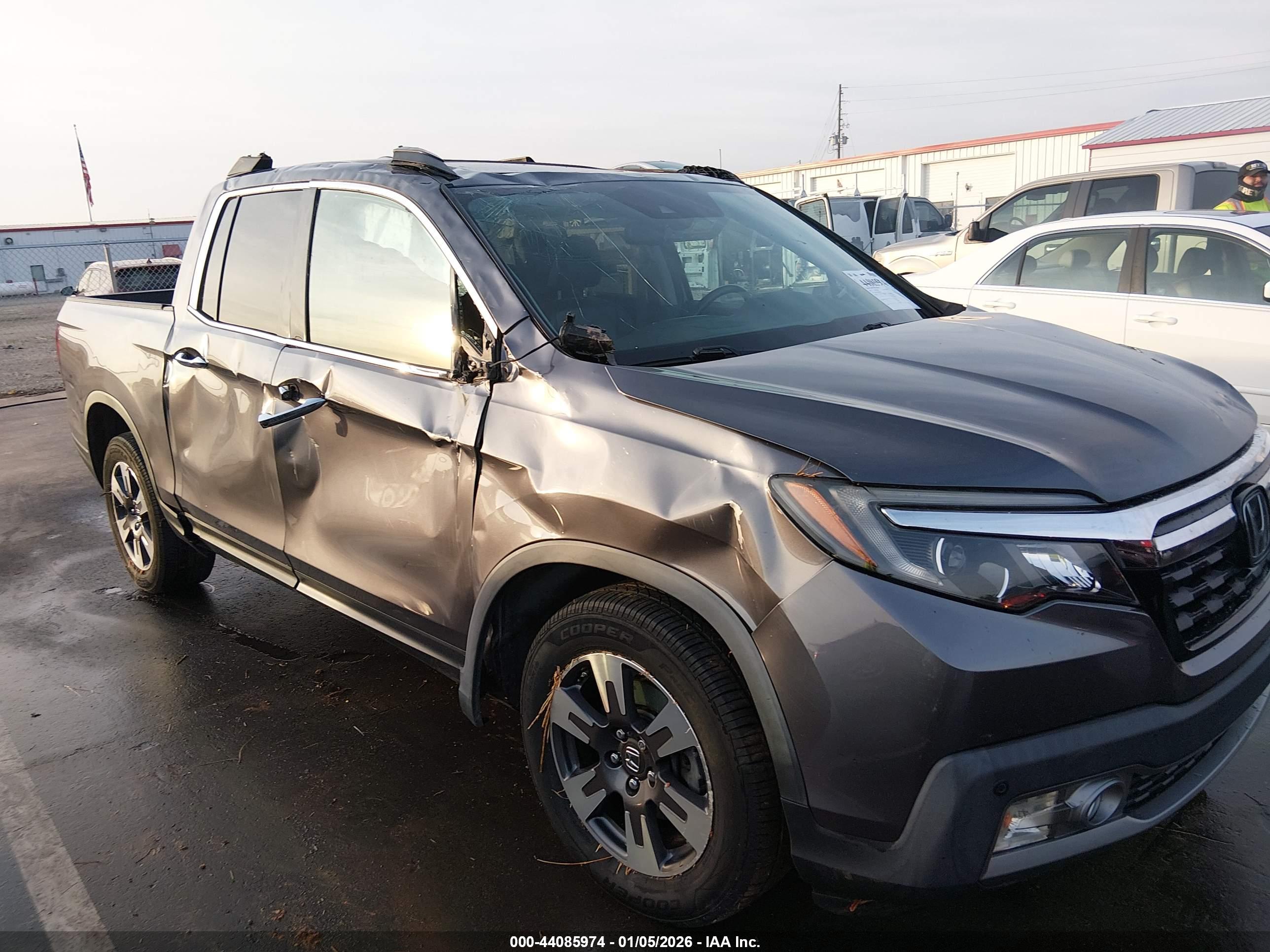 HONDA RIDGELINE image 6