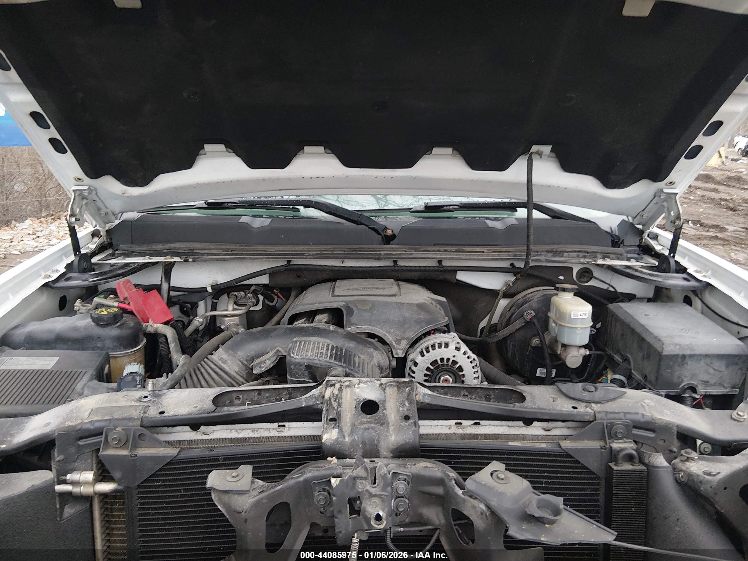 CHEVROLET SILVERADO image 10