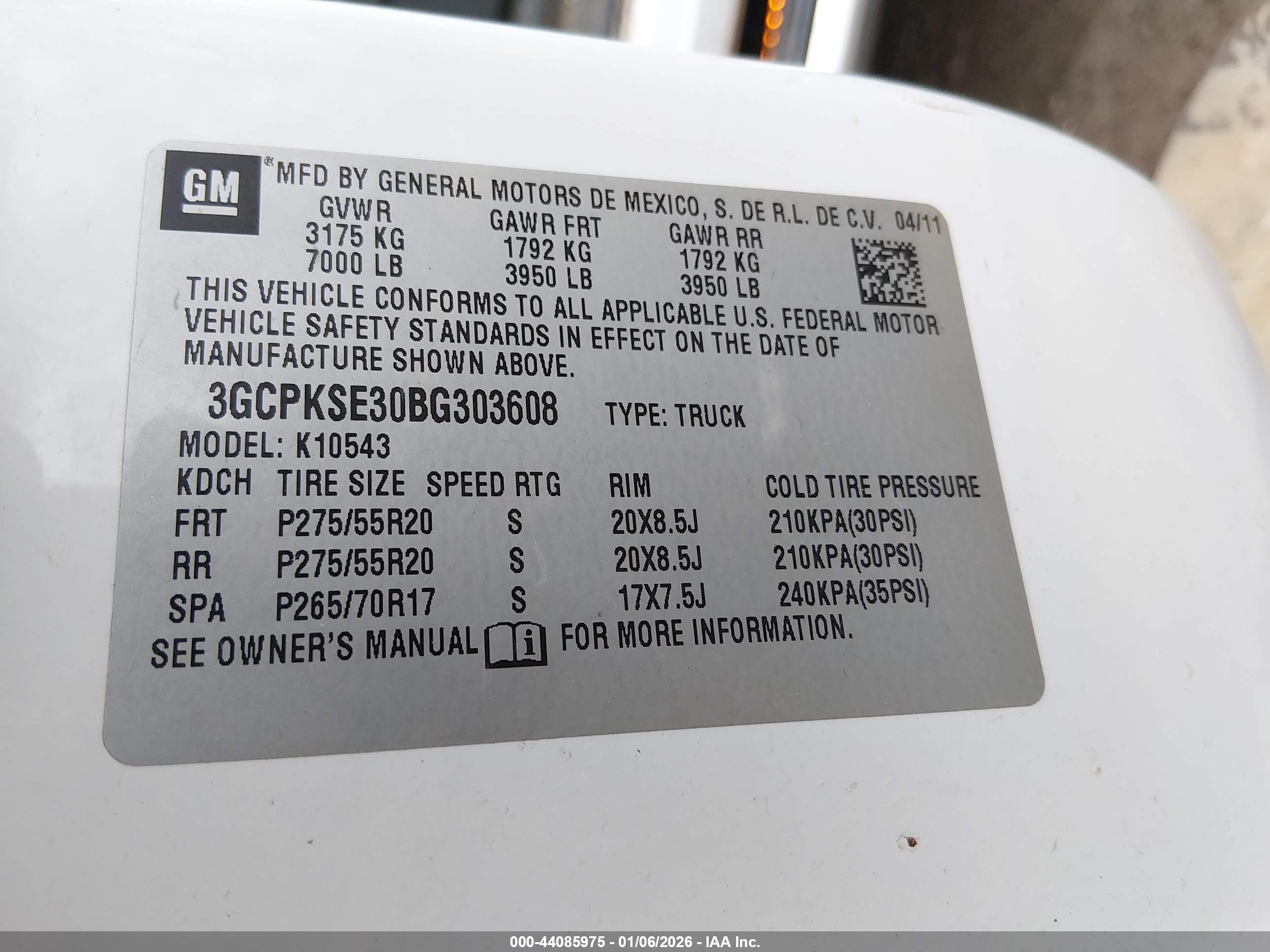 CHEVROLET SILVERADO image 9