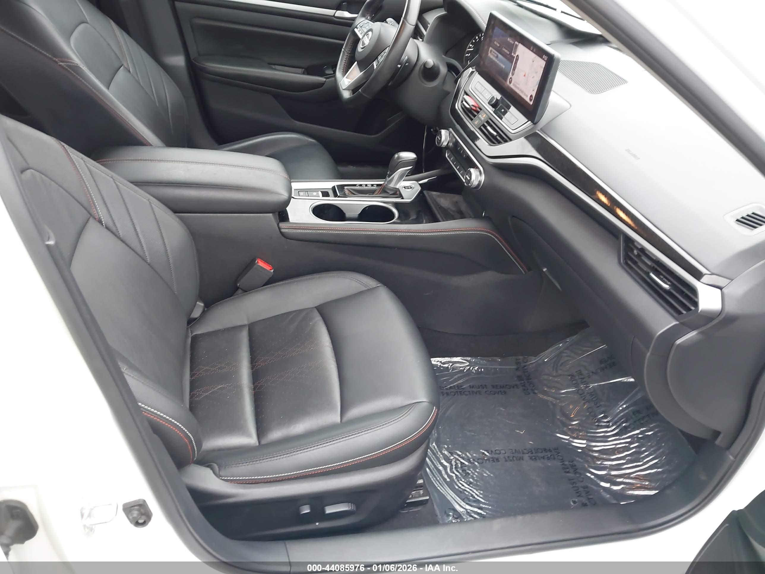 NISSAN ALTIMA image 5
