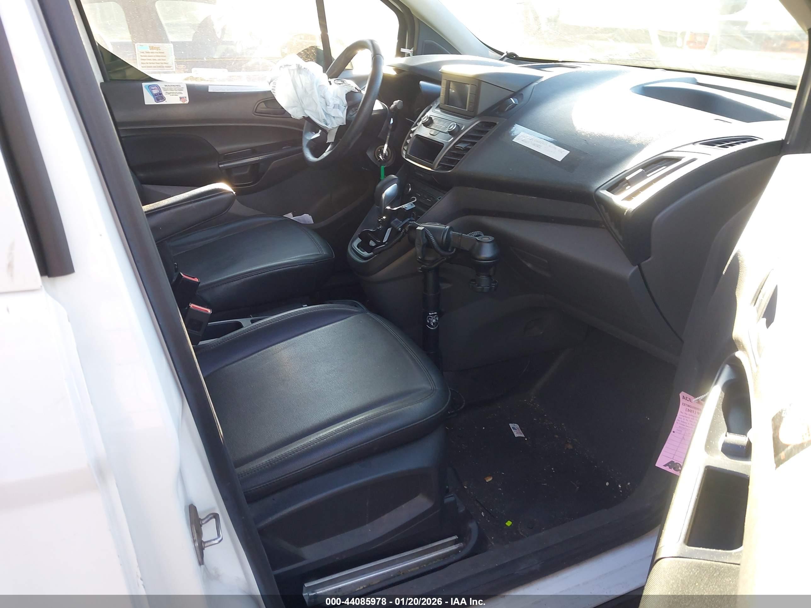 FORD TRANSIT image 5