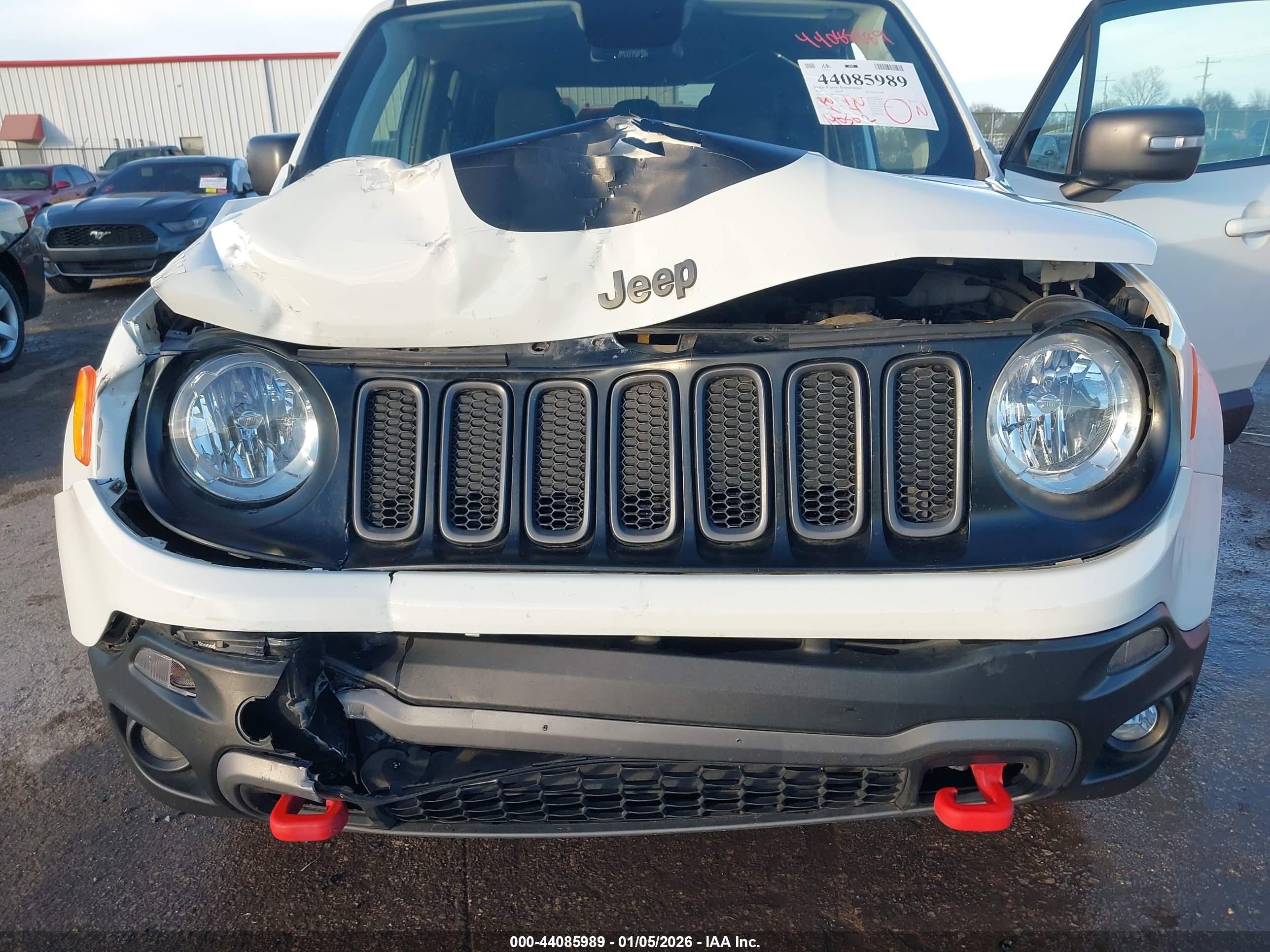 JEEP RENEGADE image 6