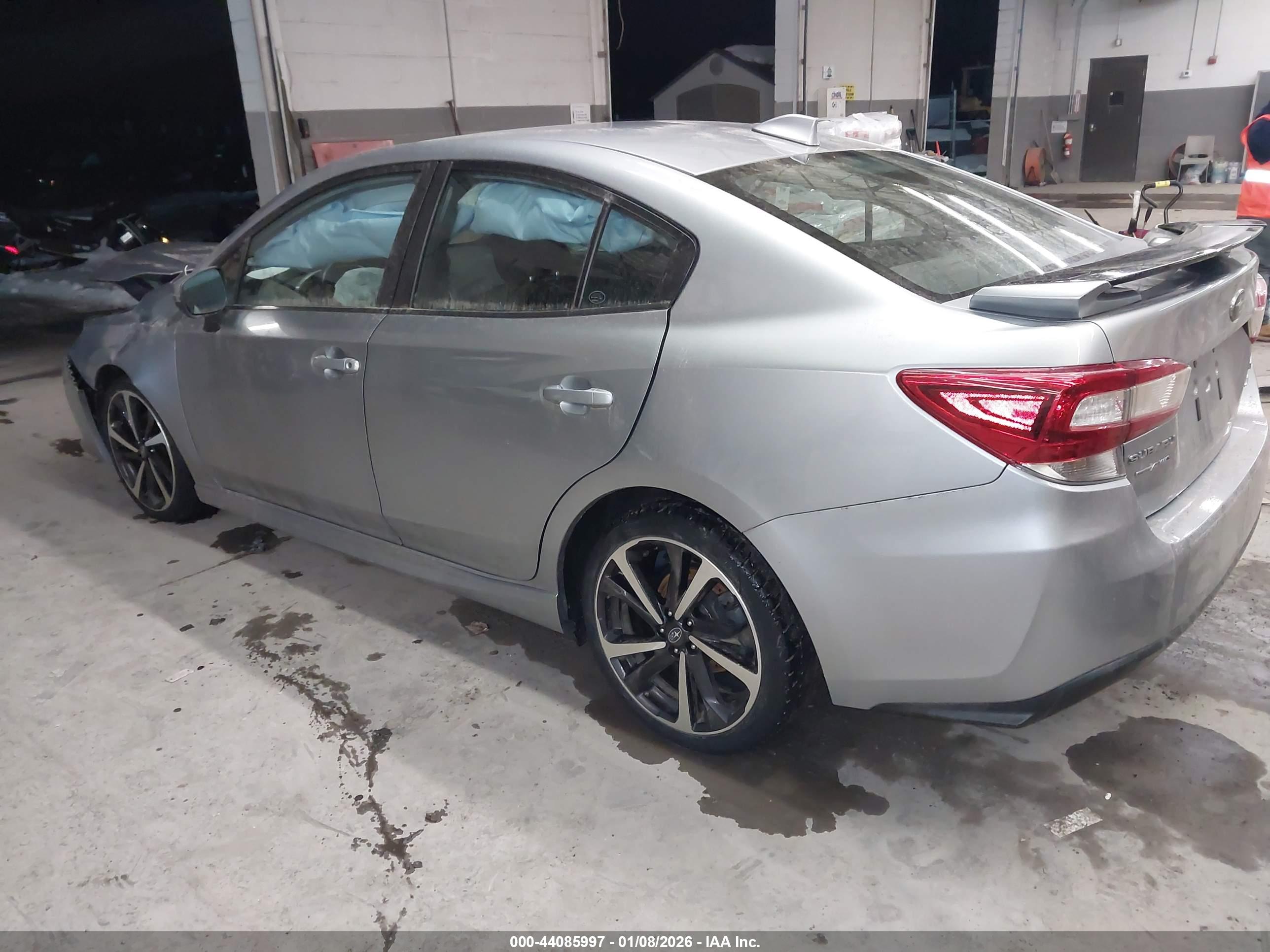 SUBARU IMPREZA image 3