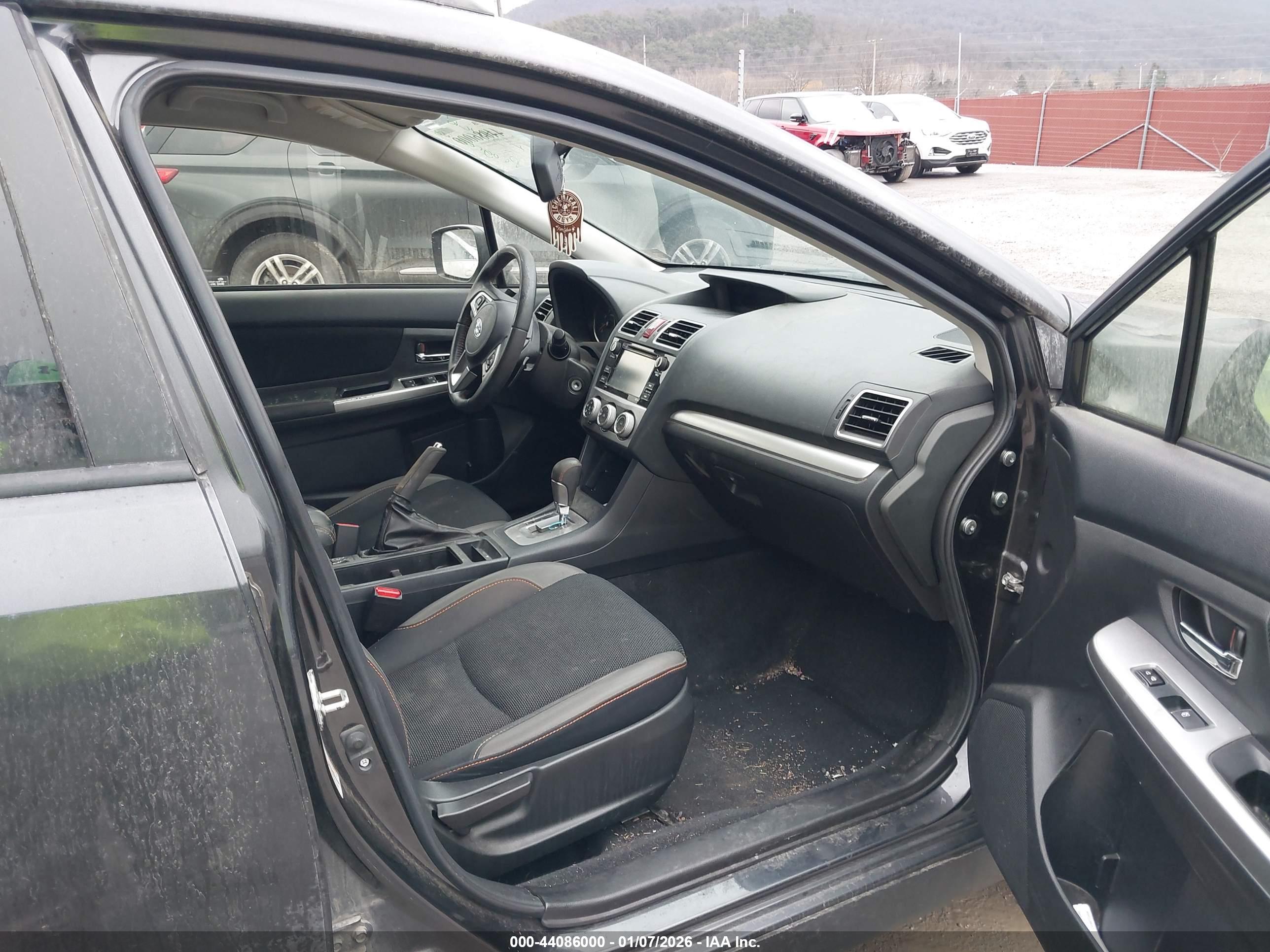 SUBARU CROSSTREK image 5