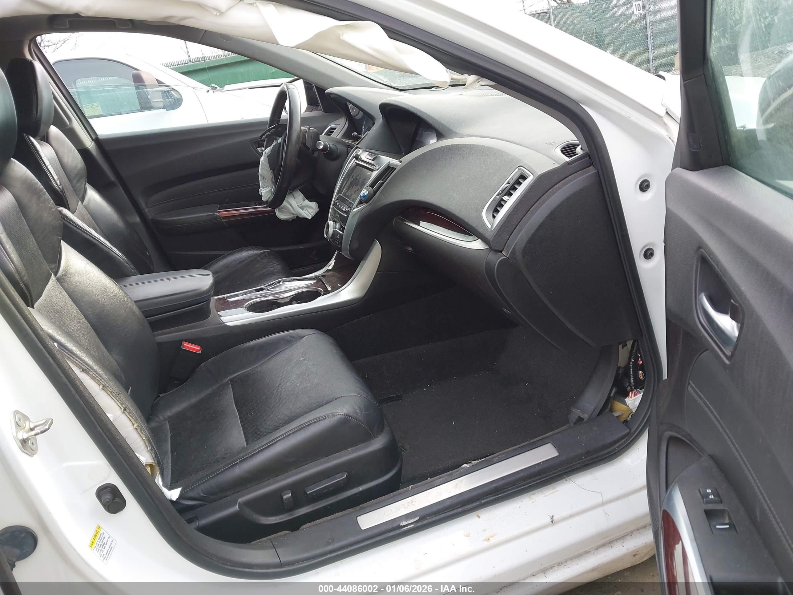 ACURA TLX image 5
