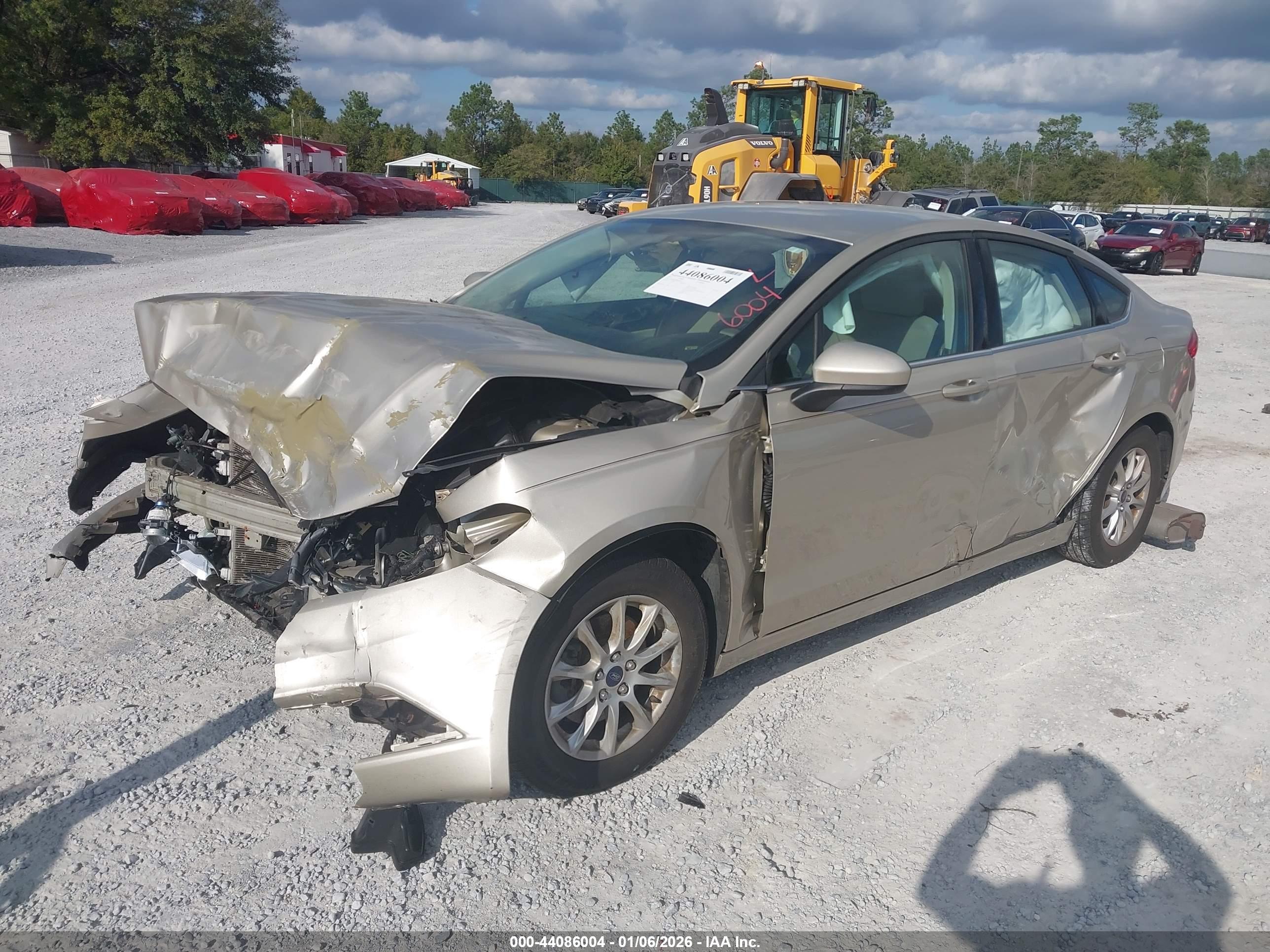 FORD FUSION image 2