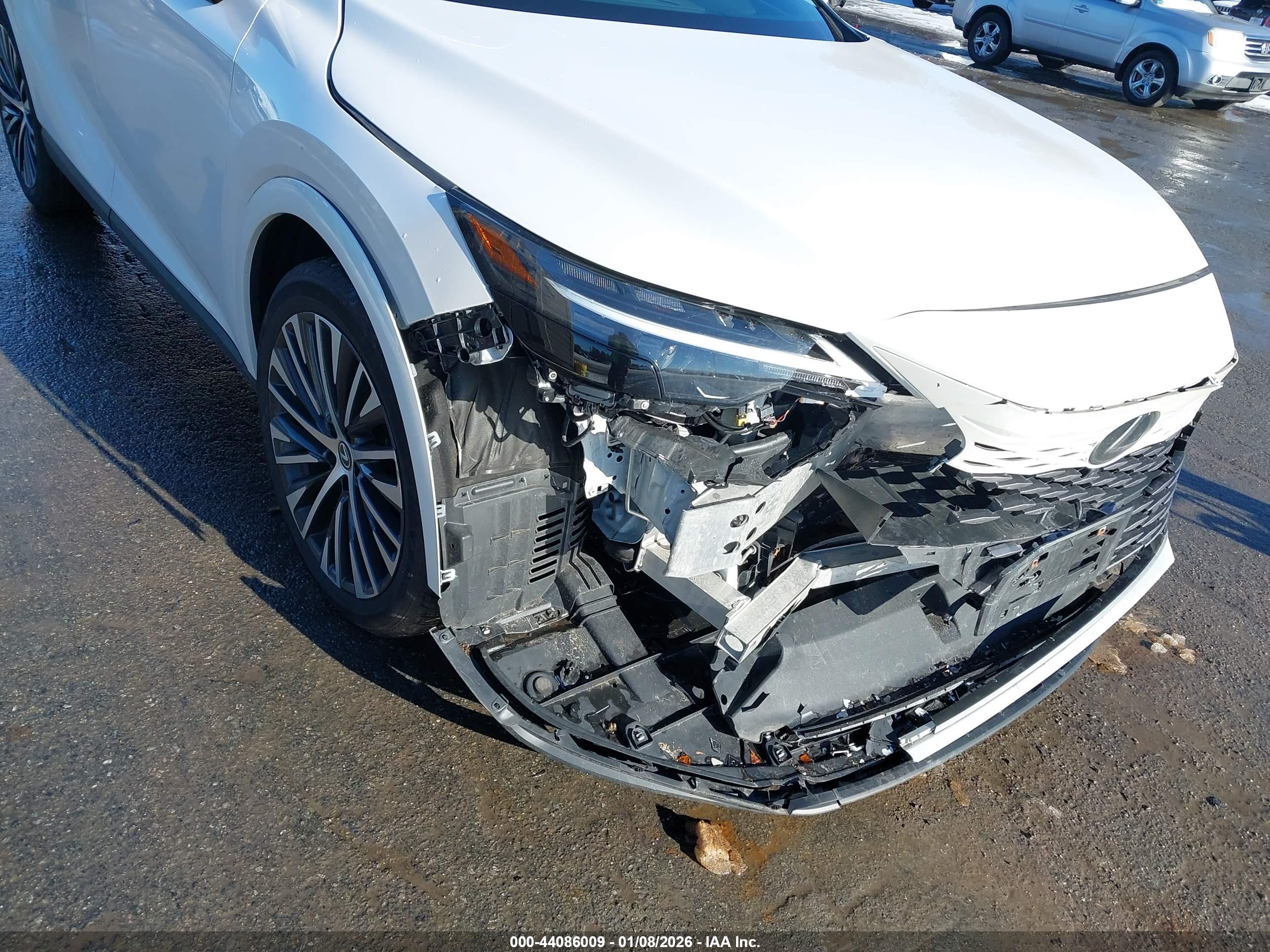 LEXUS RX image 6