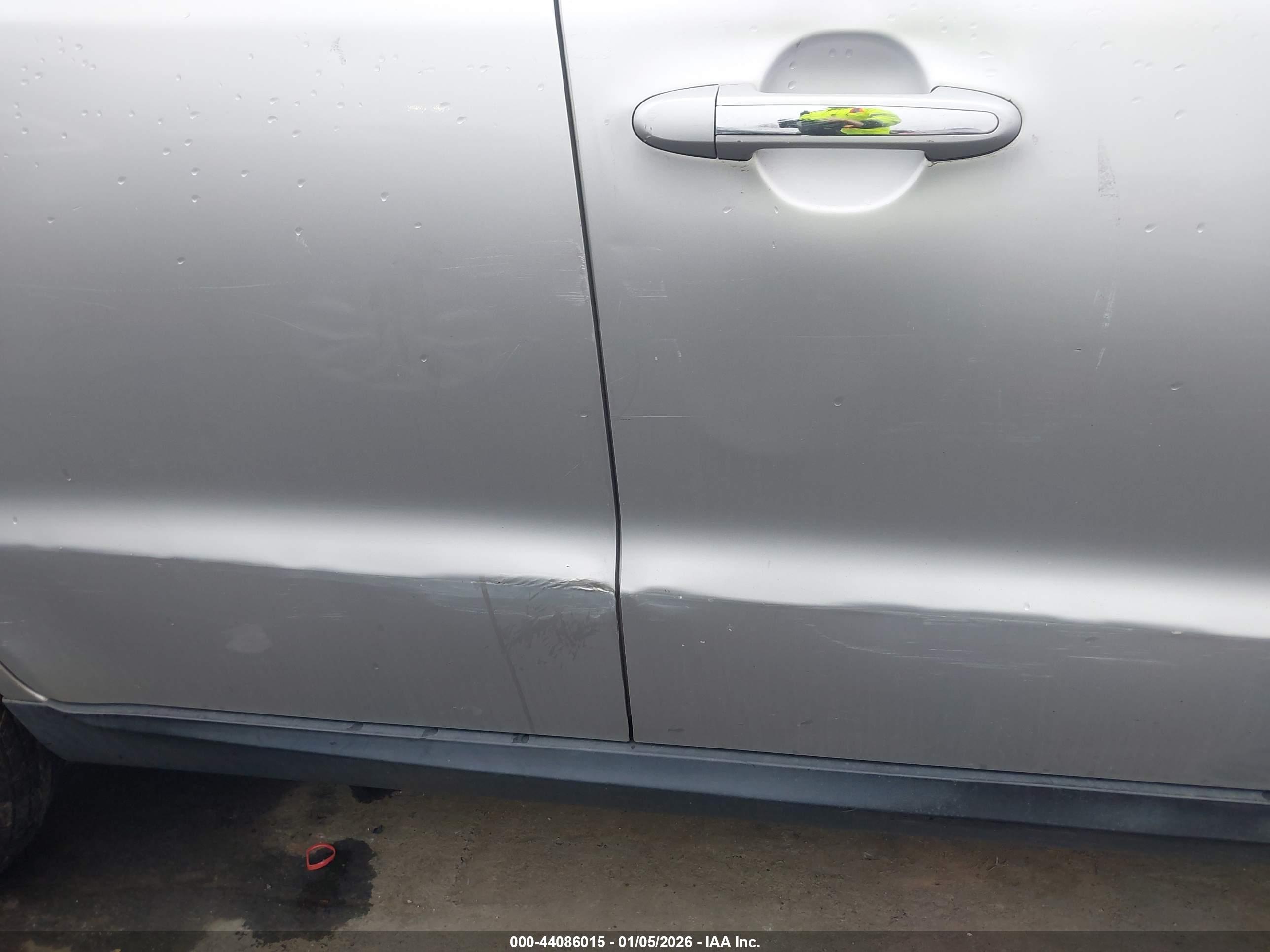 HYUNDAI SANTA image 6
