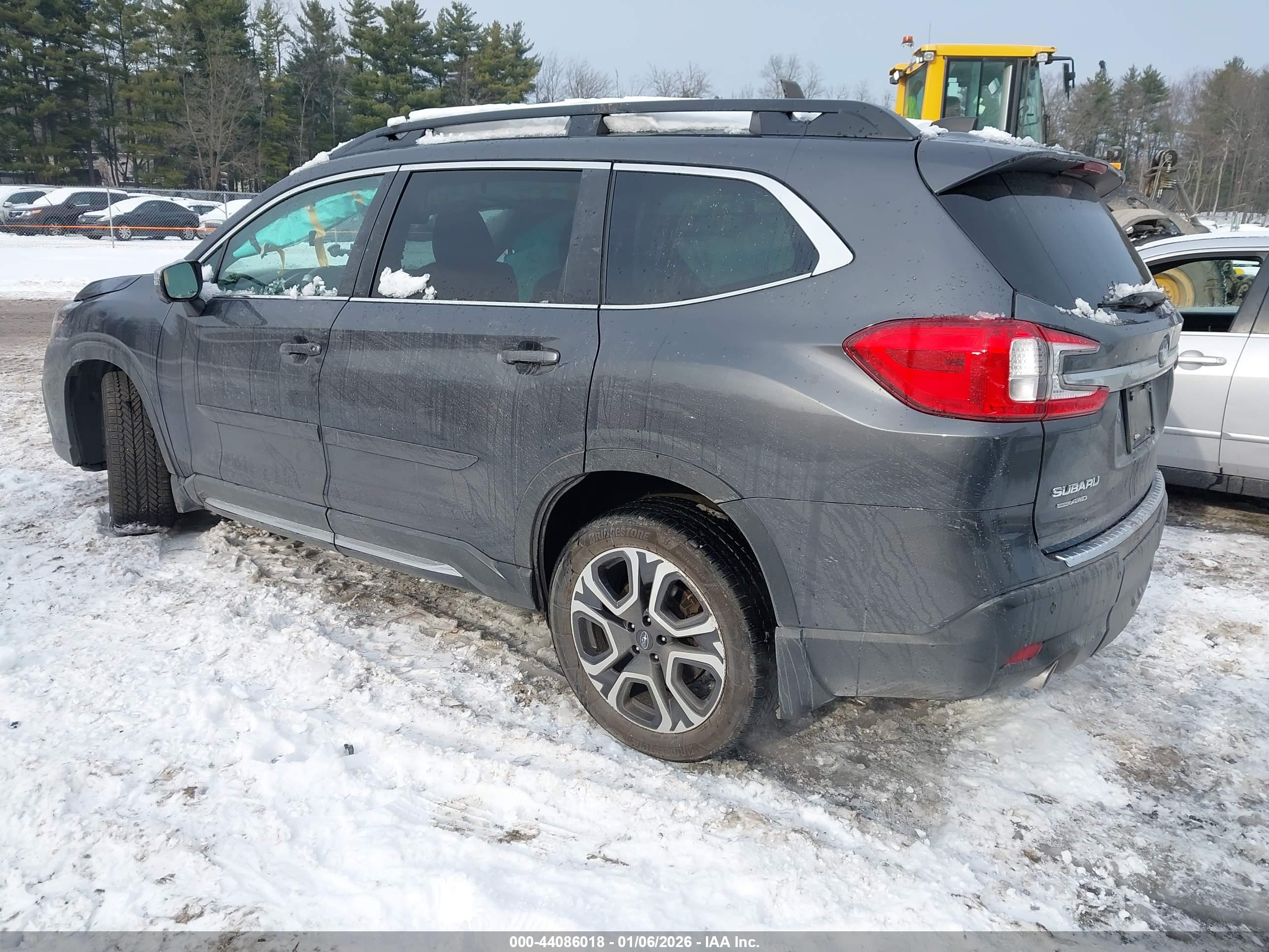 SUBARU ASCENT image 3