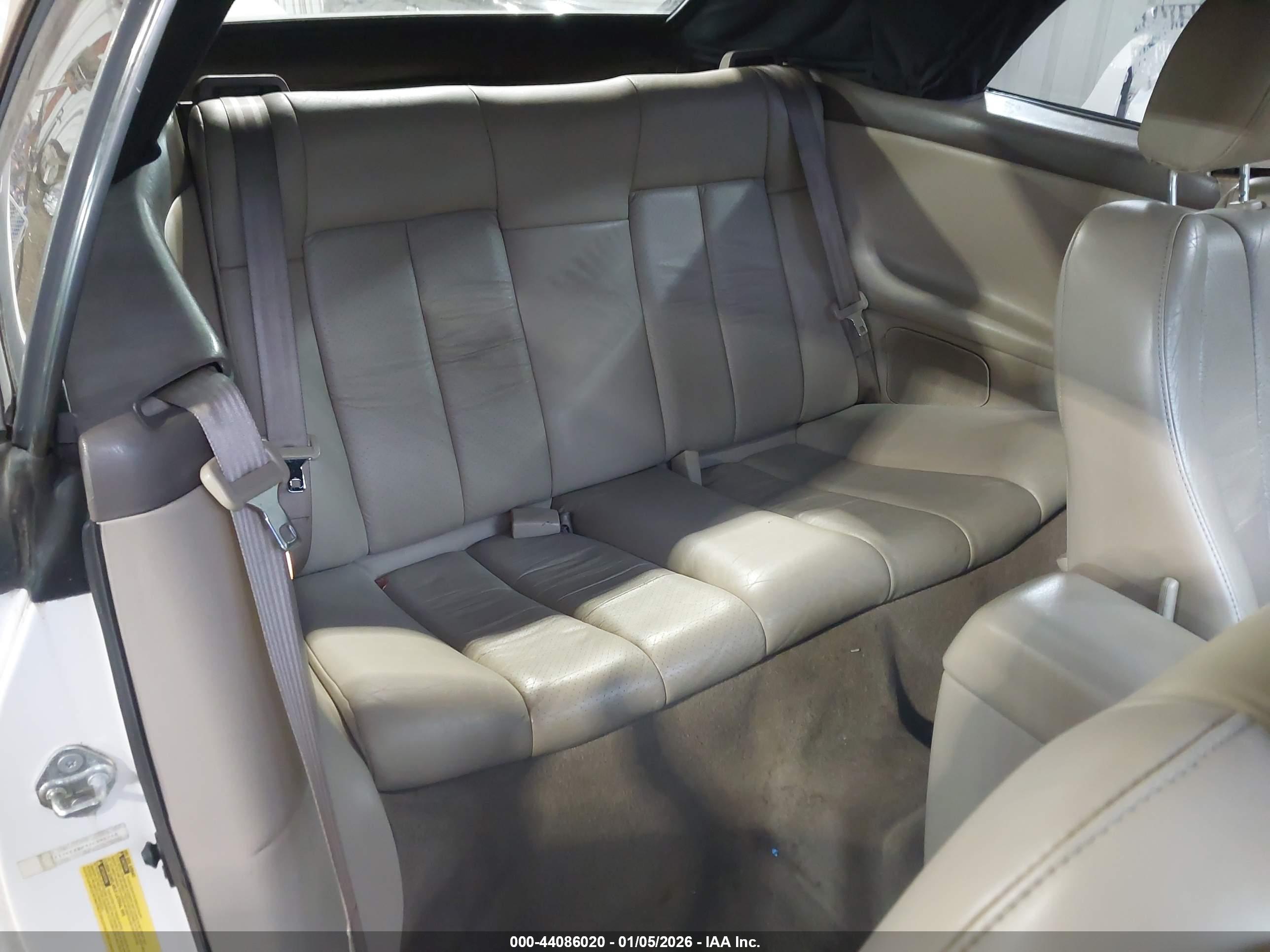 TOYOTA CAMRY image 8
