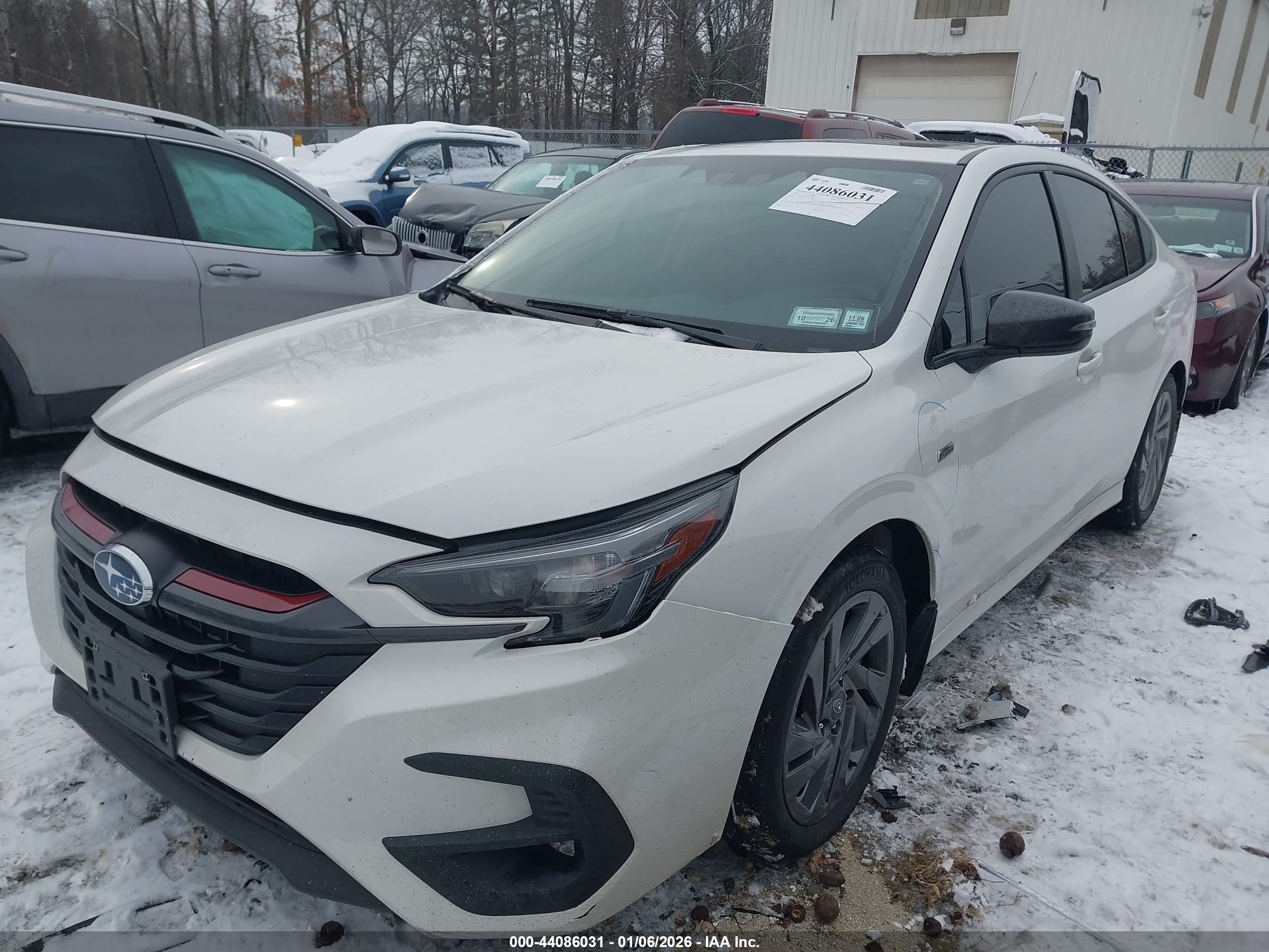 SUBARU LEGACY image 2
