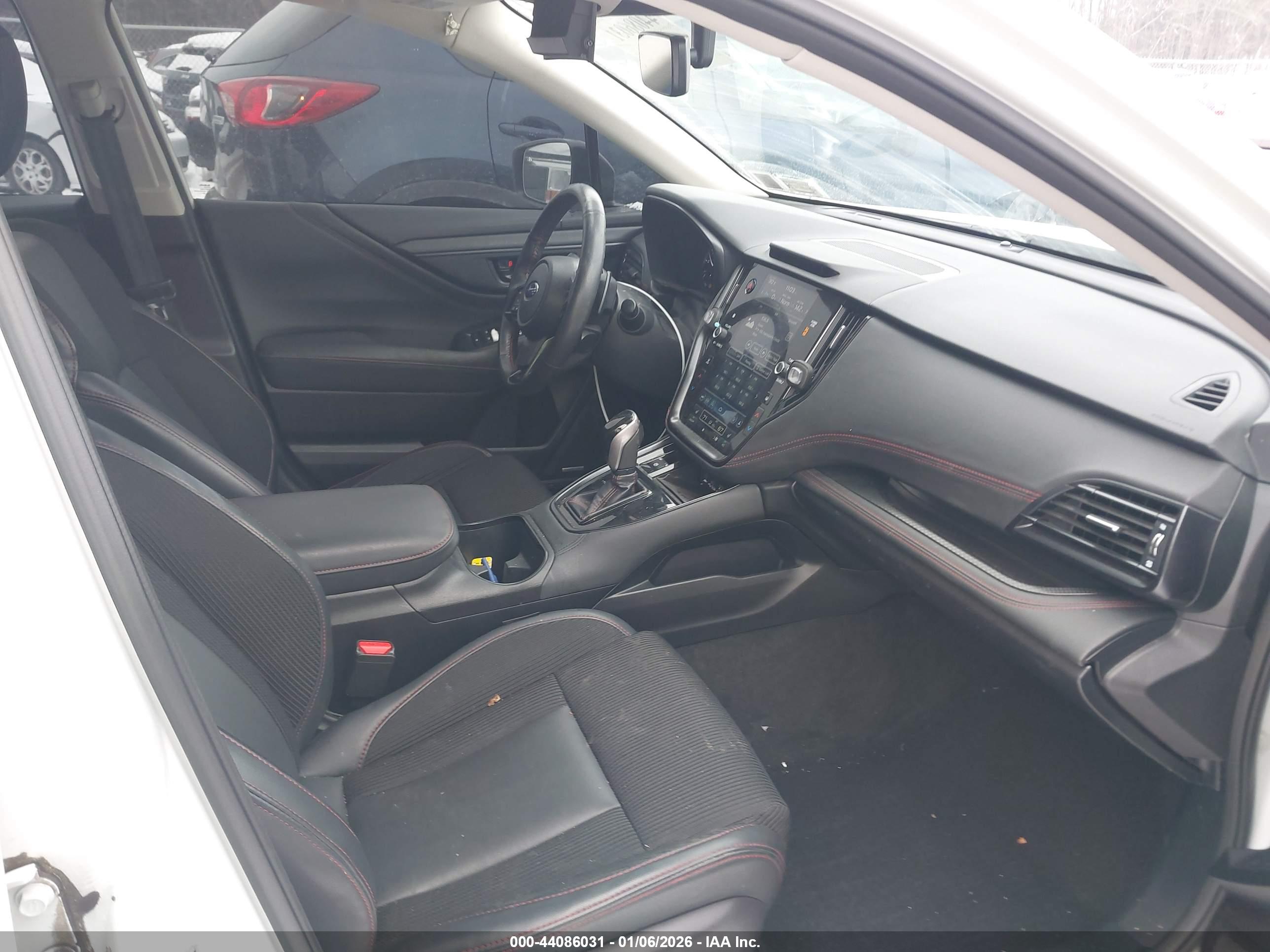 SUBARU LEGACY image 5