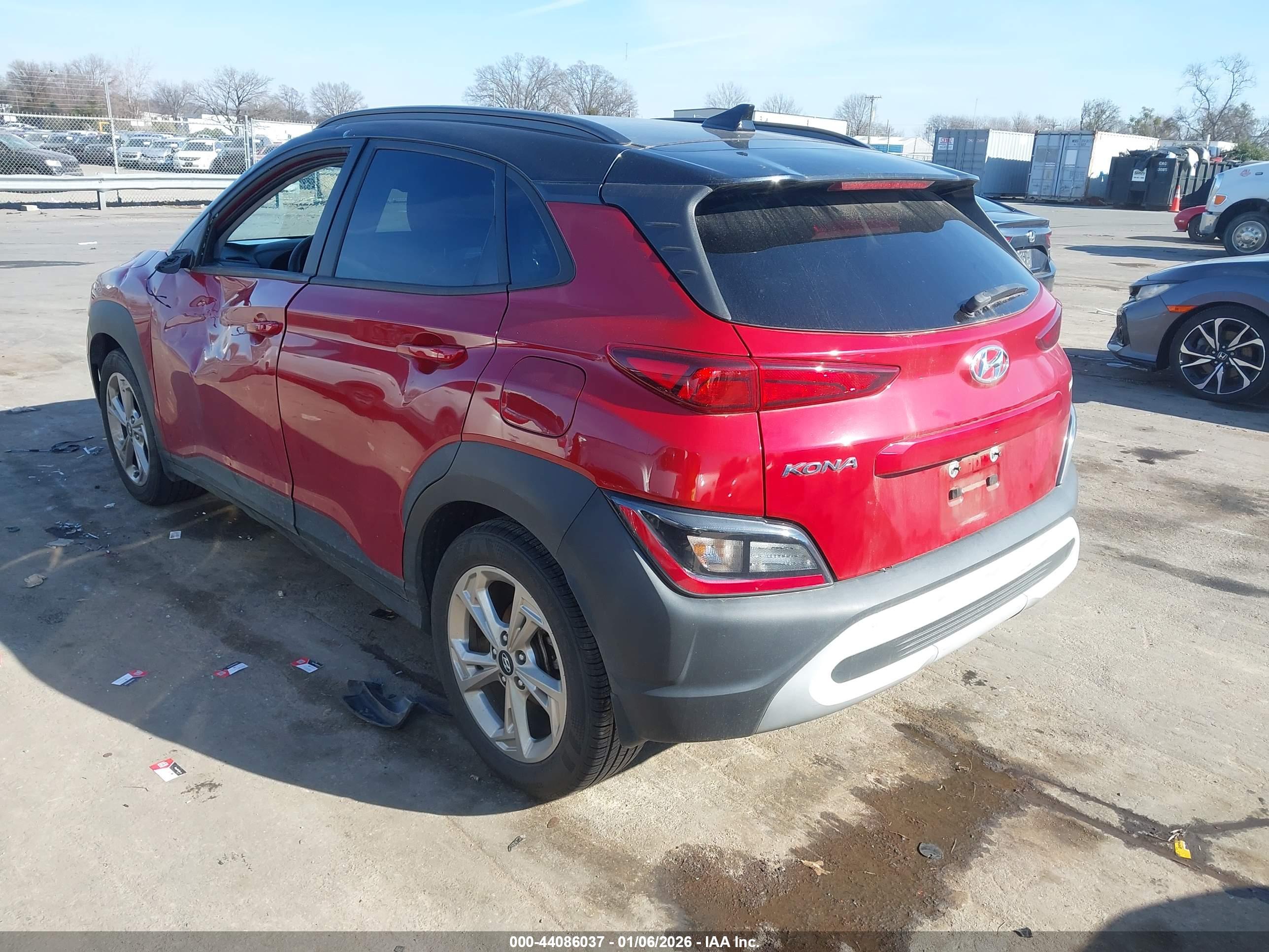 HYUNDAI KONA image 3
