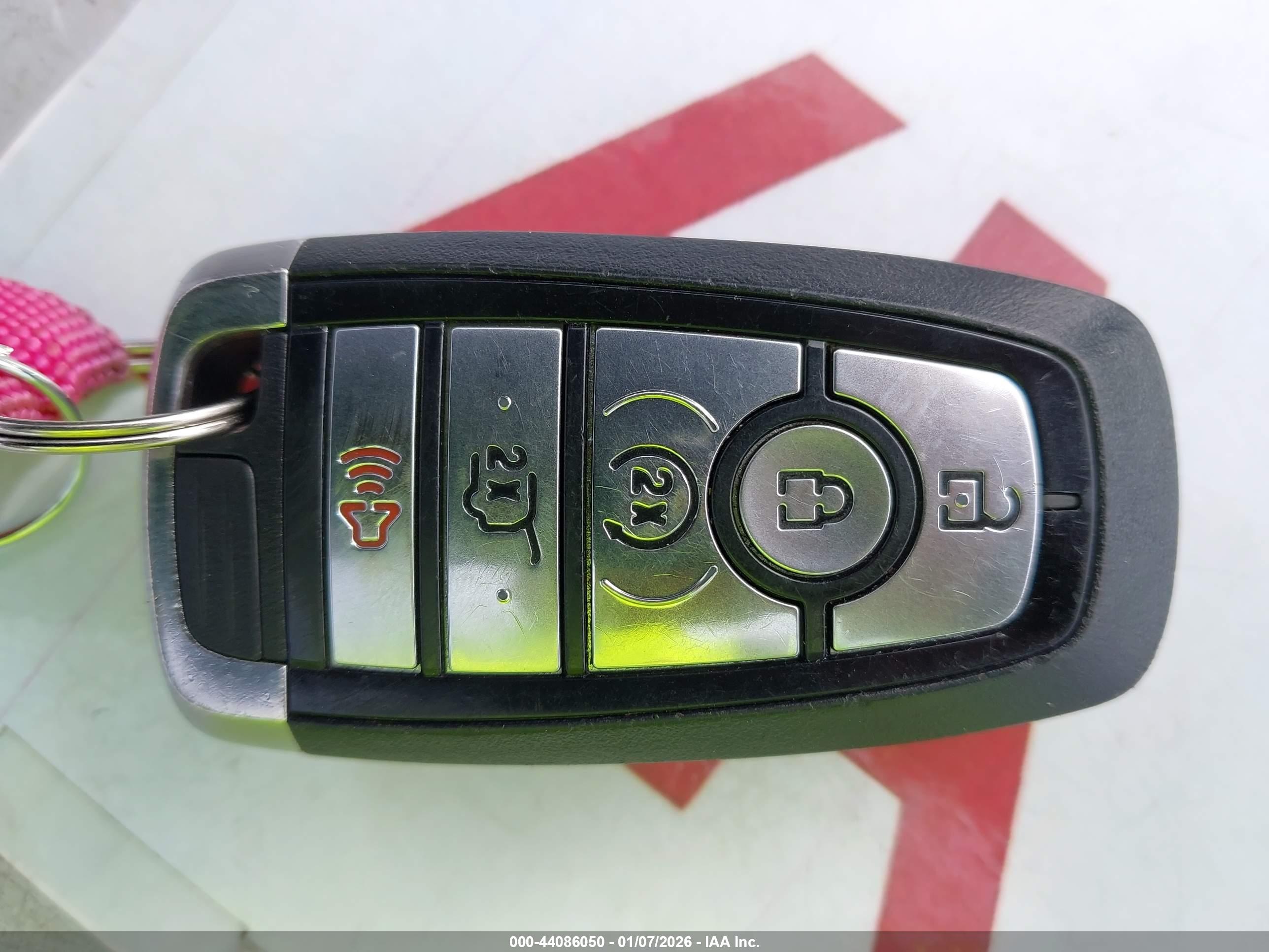FORD EXPLORER image 11