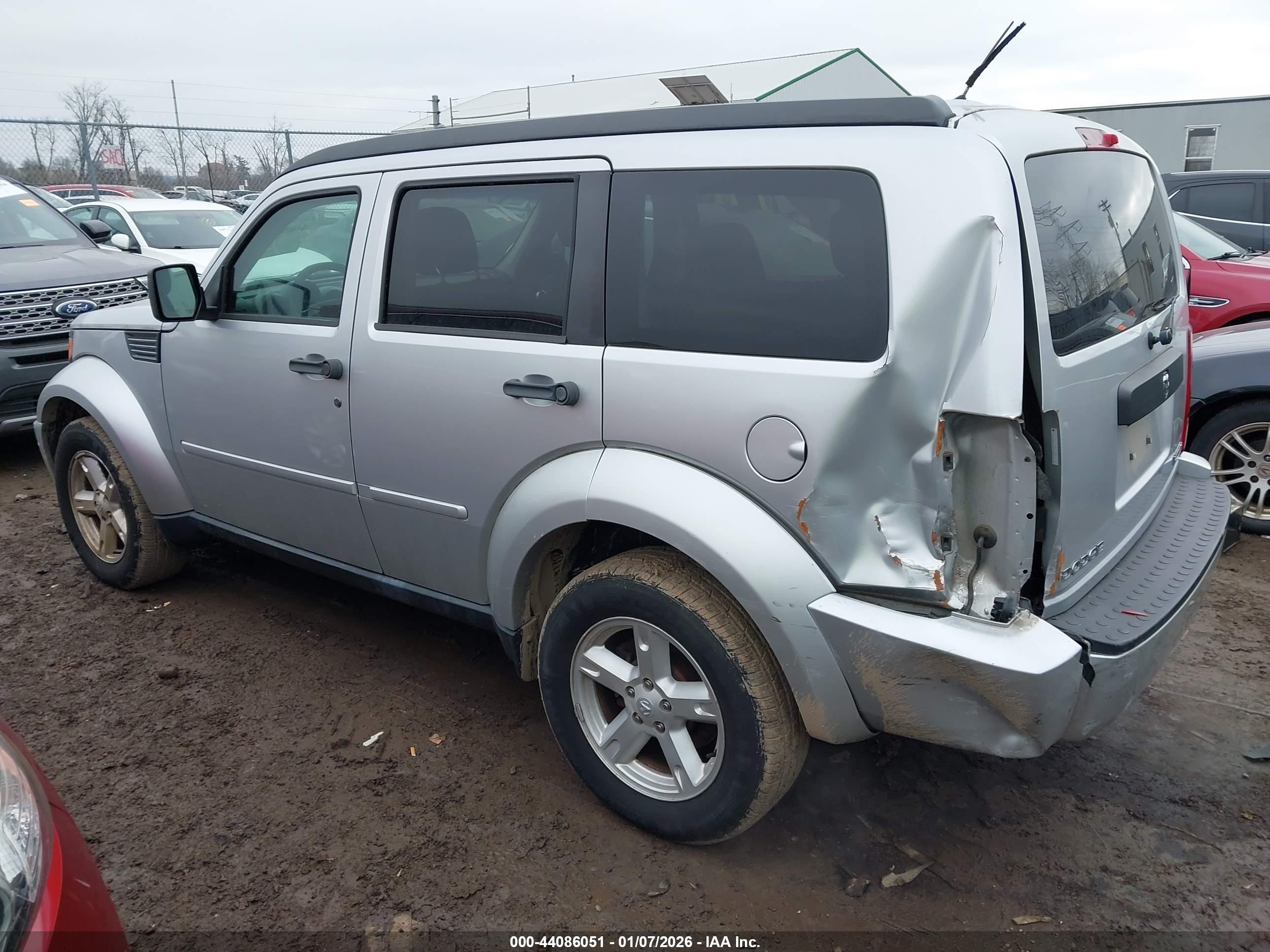 DODGE NITRO image 3