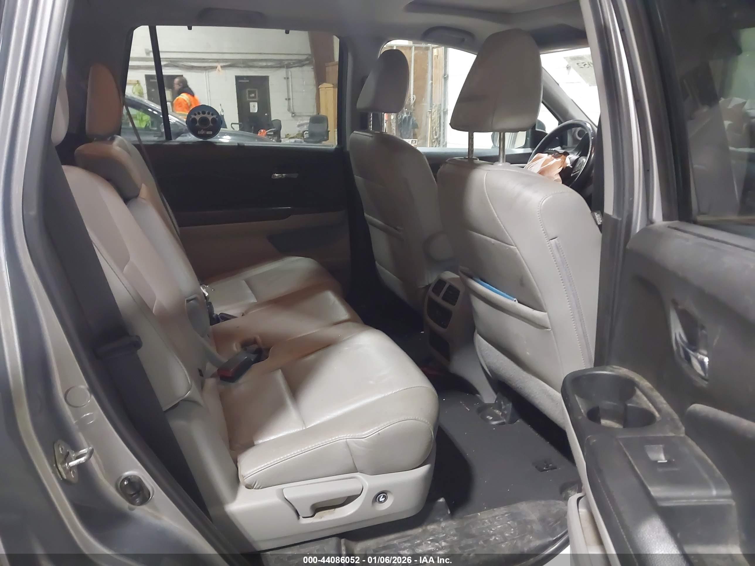 HONDA PILOT image 8