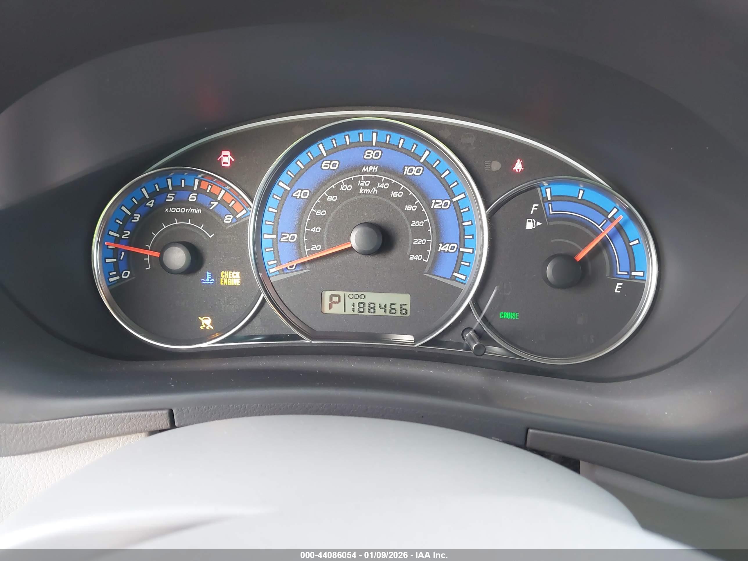 SUBARU FORESTER image 7