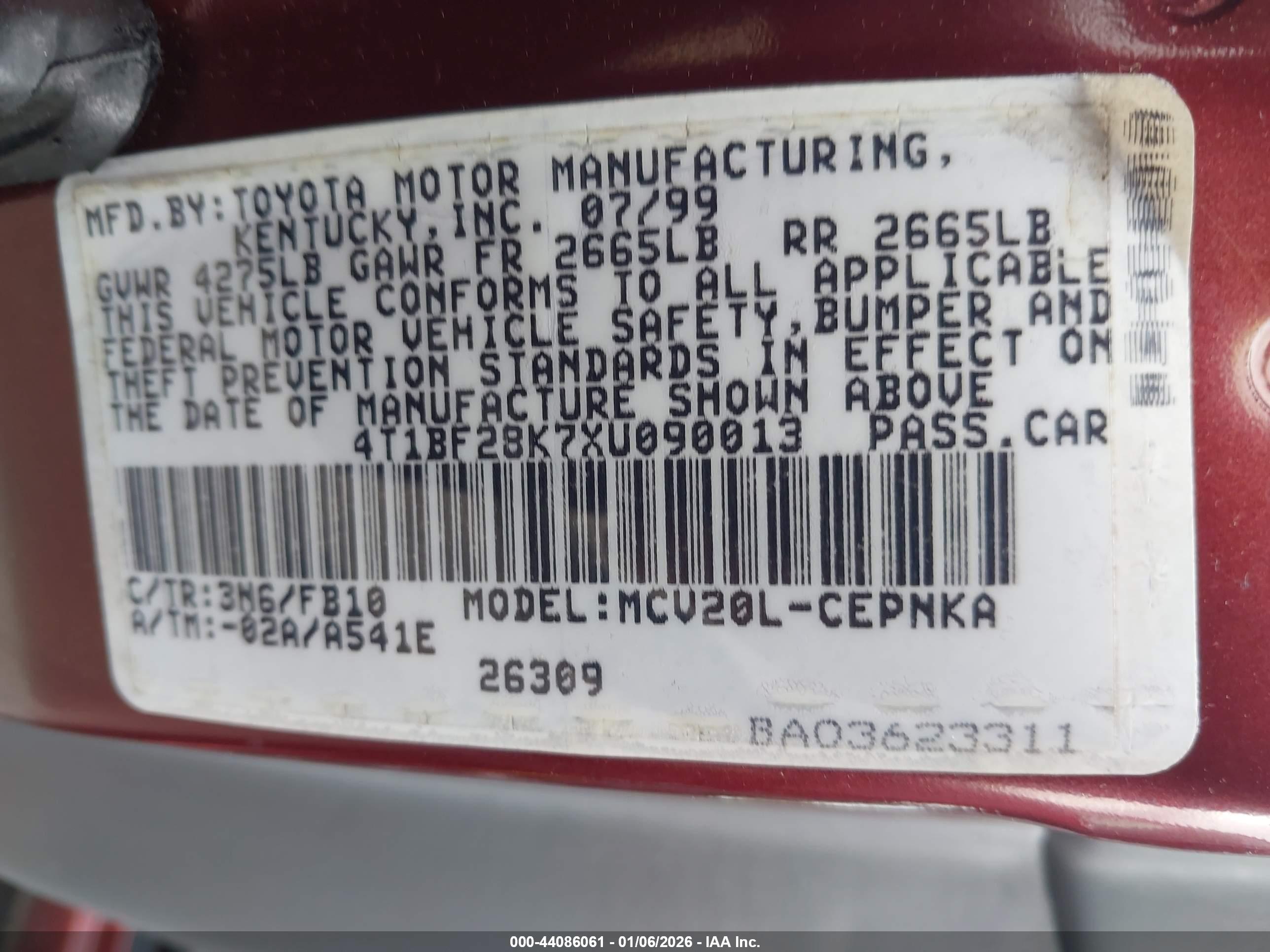 TOYOTA CAMRY image 9