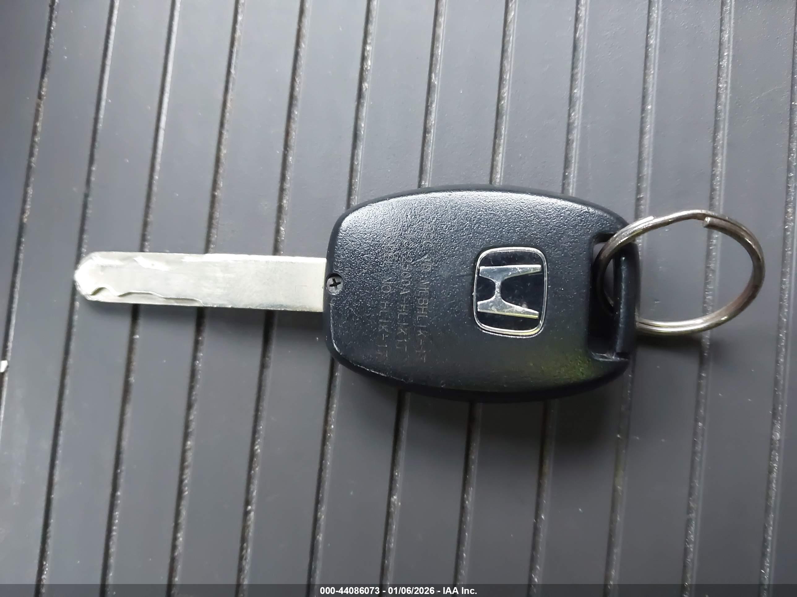HONDA CR-V image 11