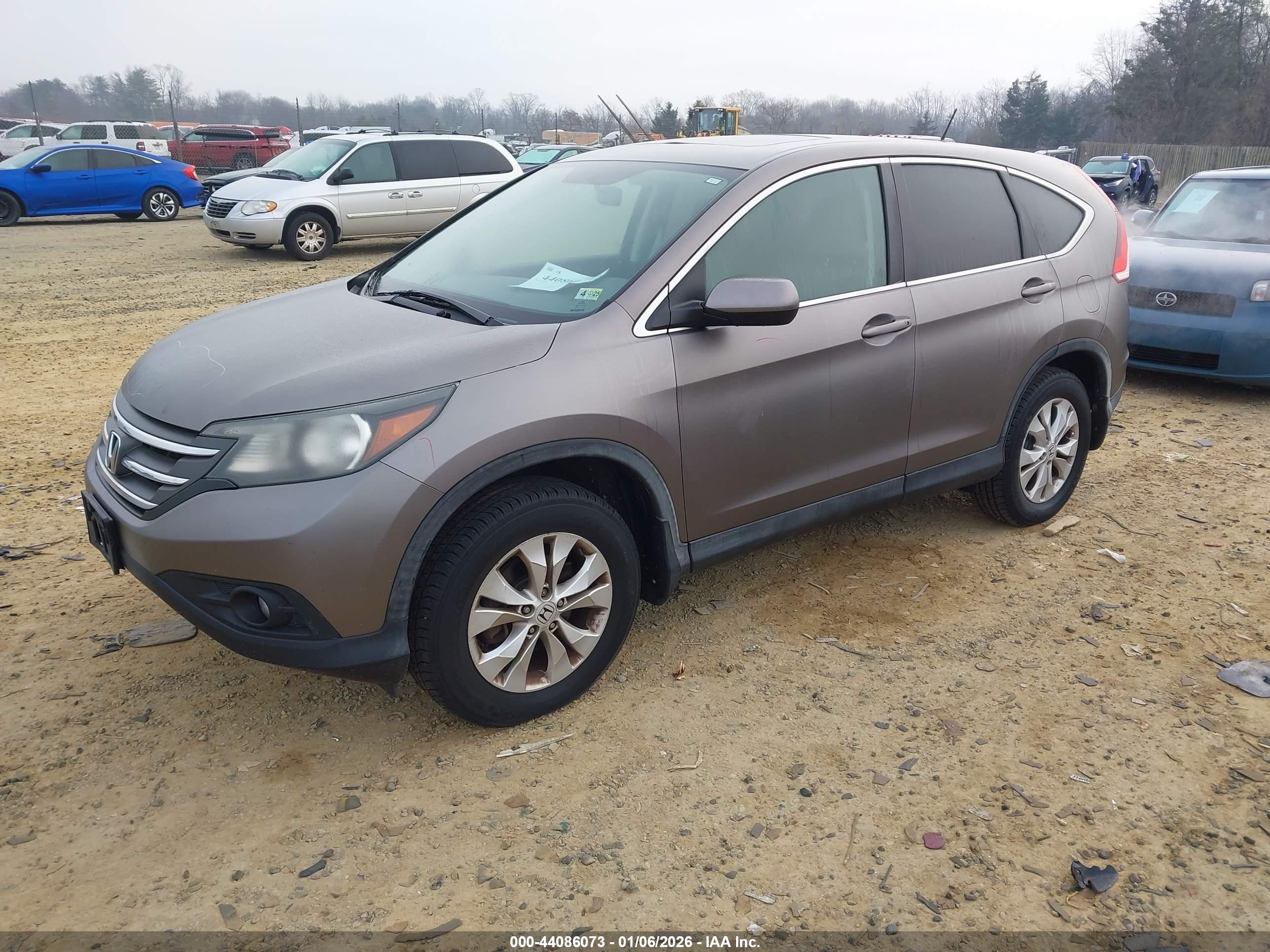 HONDA CR-V image 2