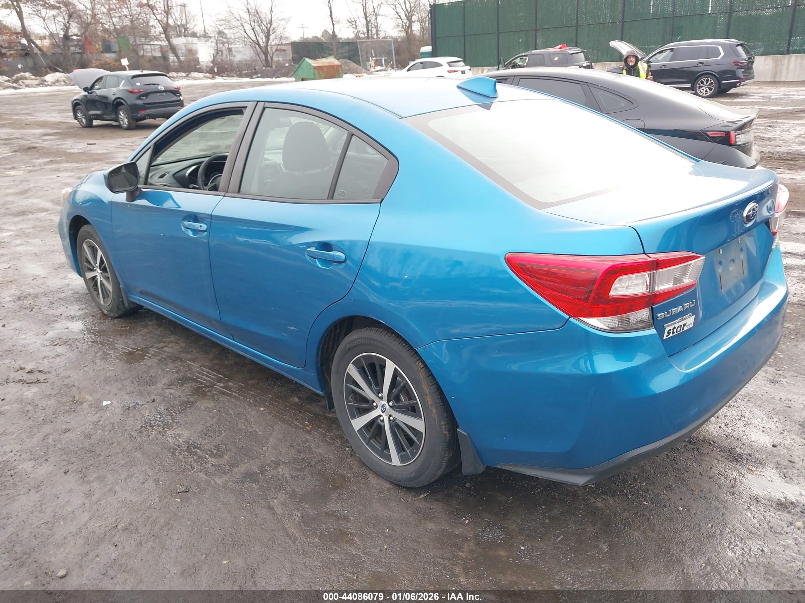 SUBARU IMPREZA image 3