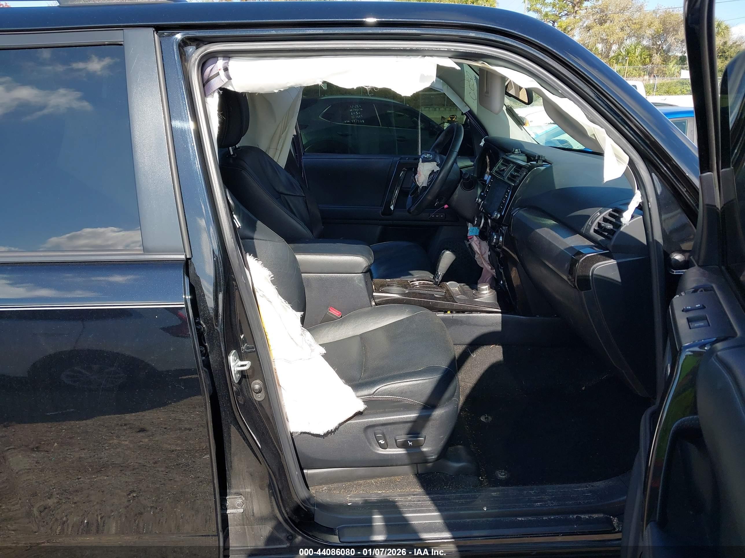 TOYOTA 4RUNNER image 5
