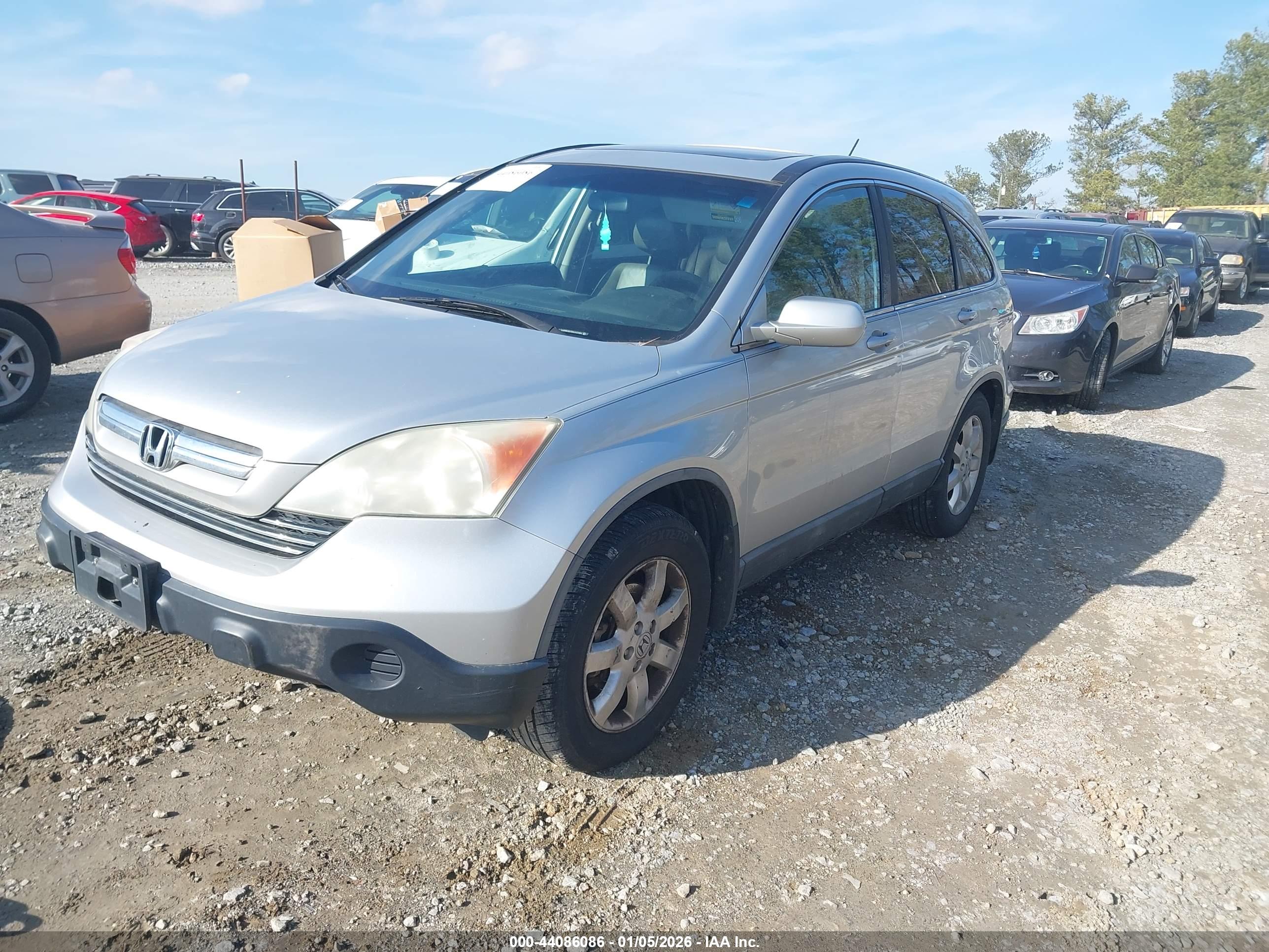HONDA CR-V image 2
