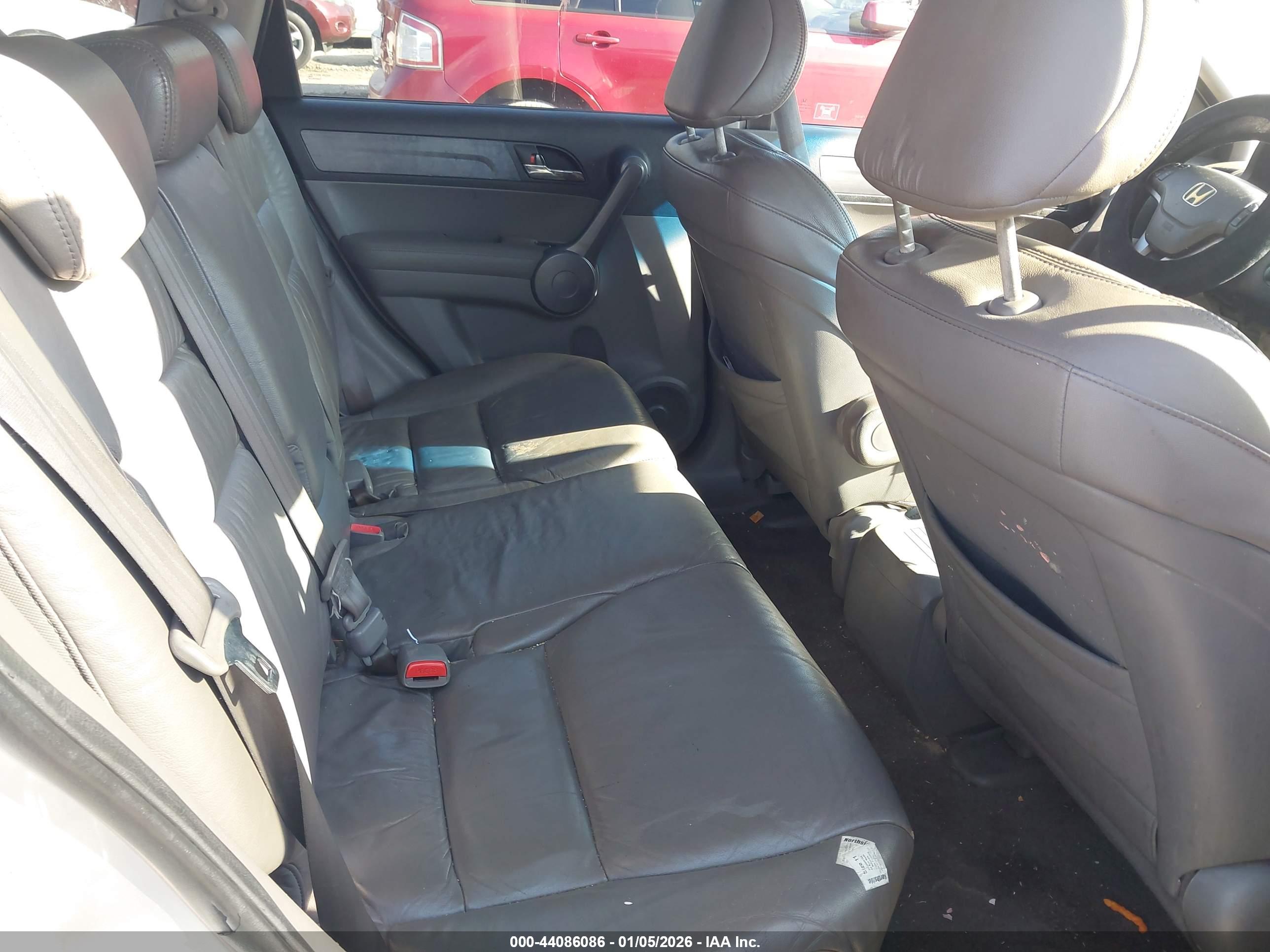 HONDA CR-V image 8