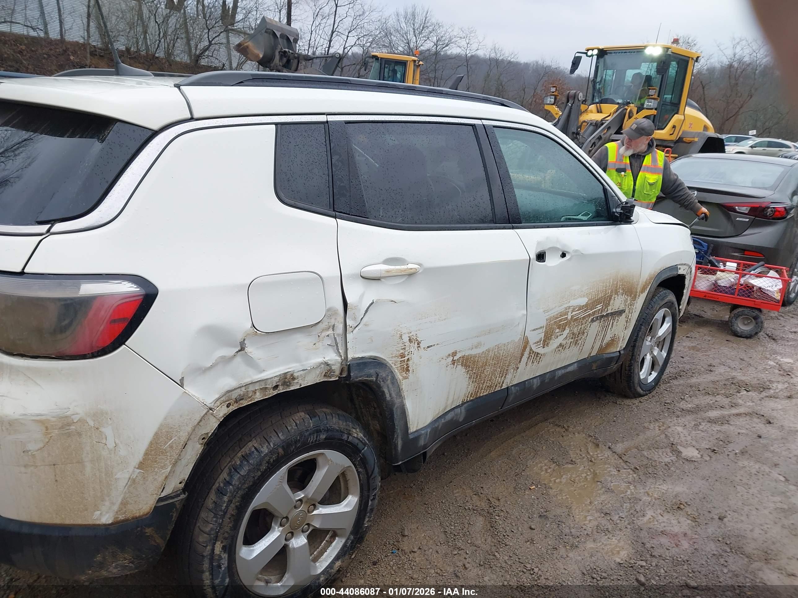 JEEP COMPASS image 6