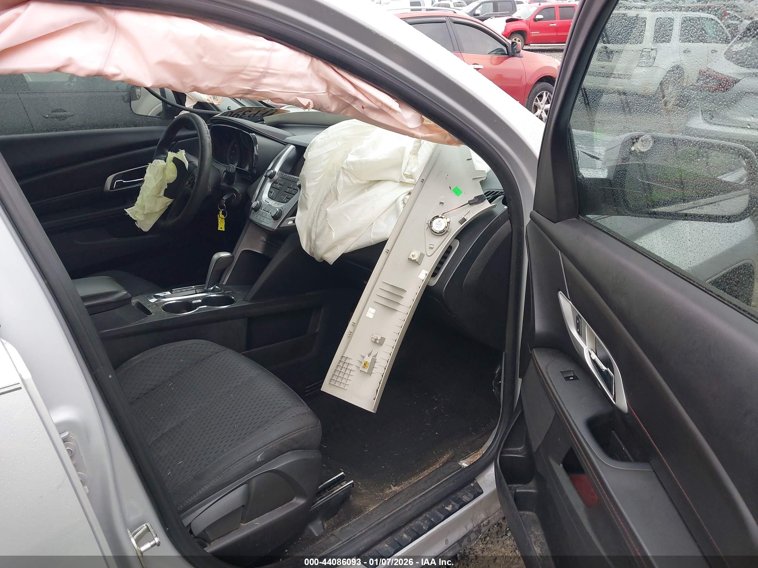 GMC TERRAIN image 5