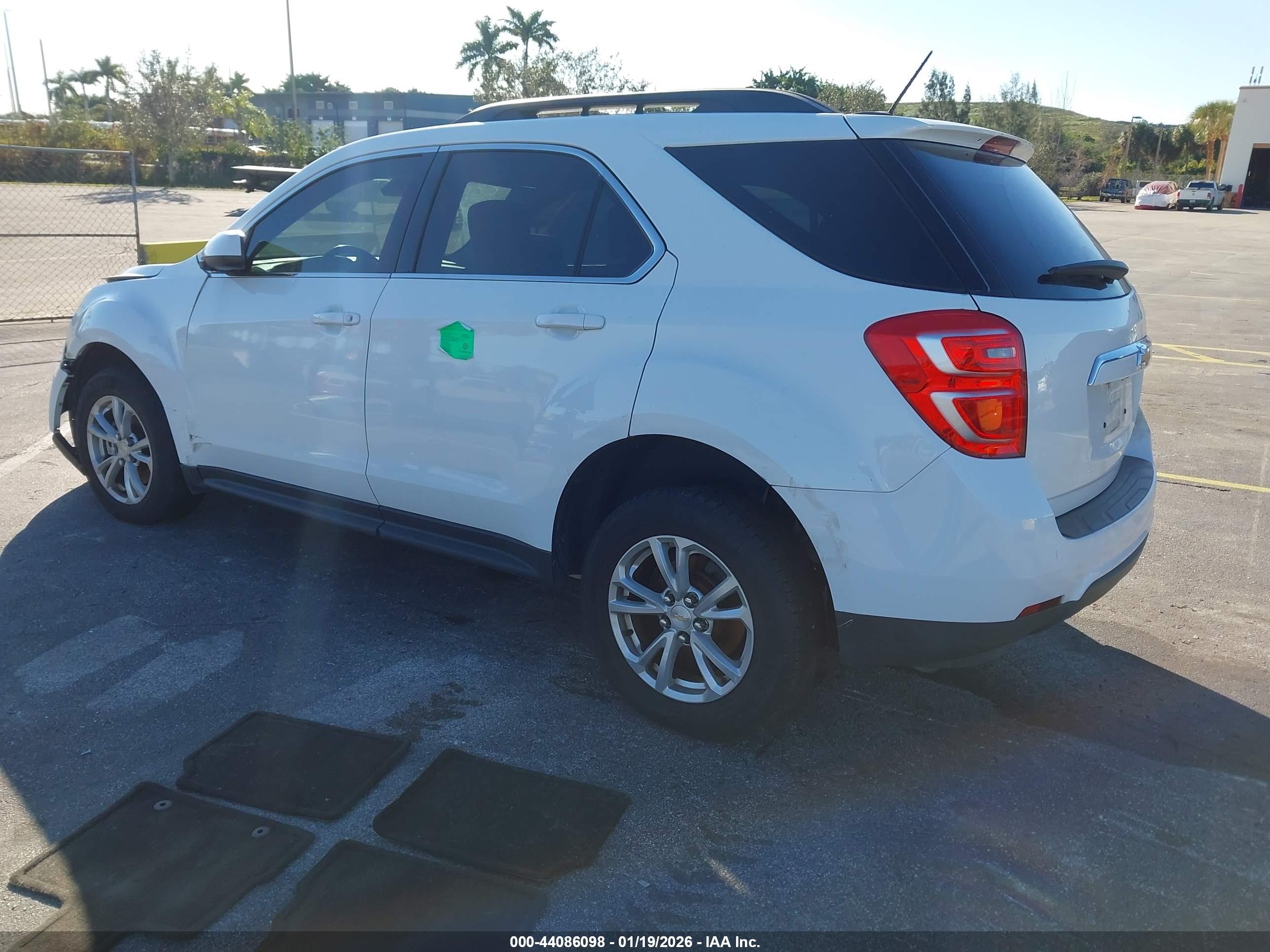 CHEVROLET EQUINOX image 3