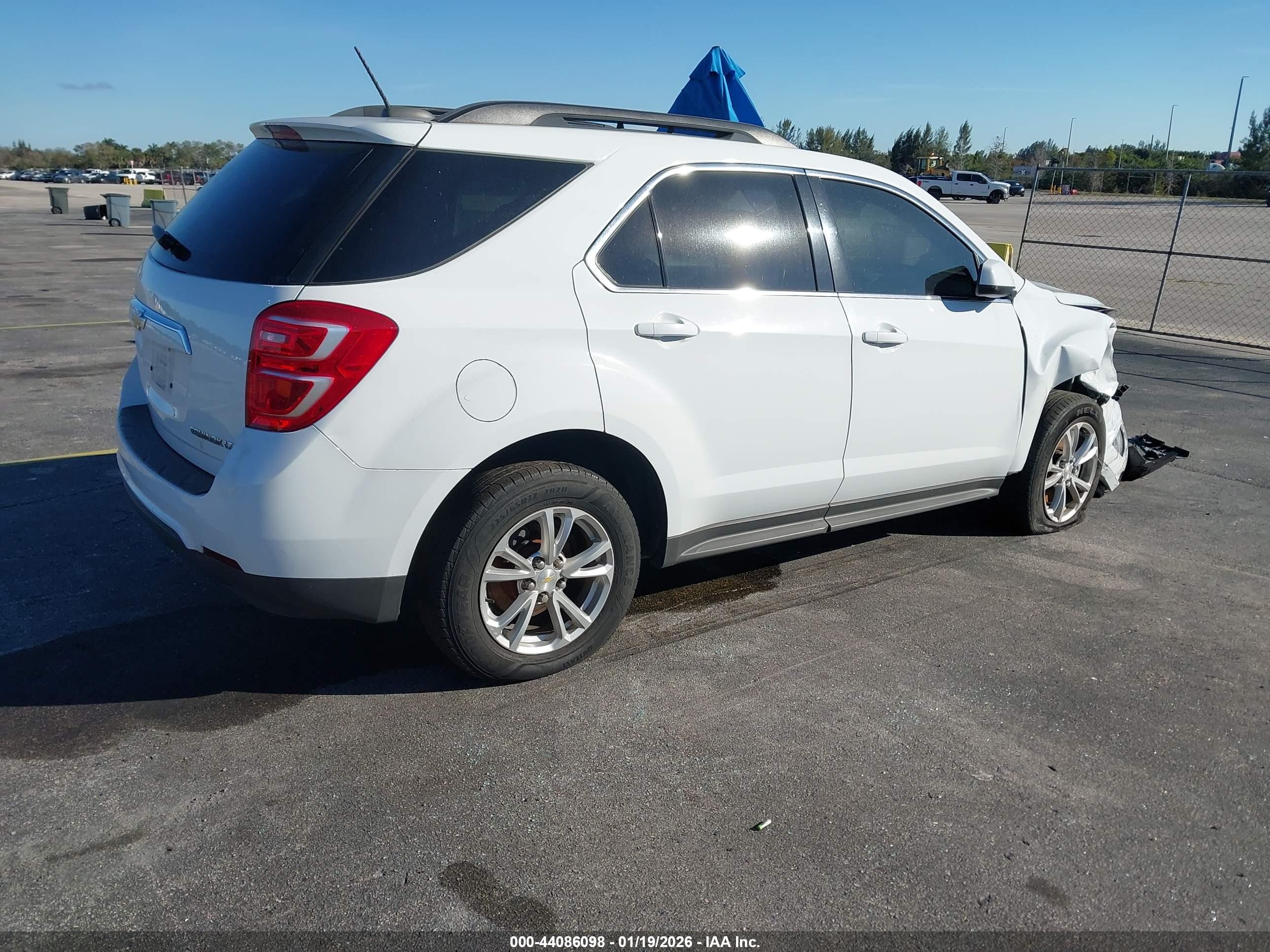 CHEVROLET EQUINOX image 4