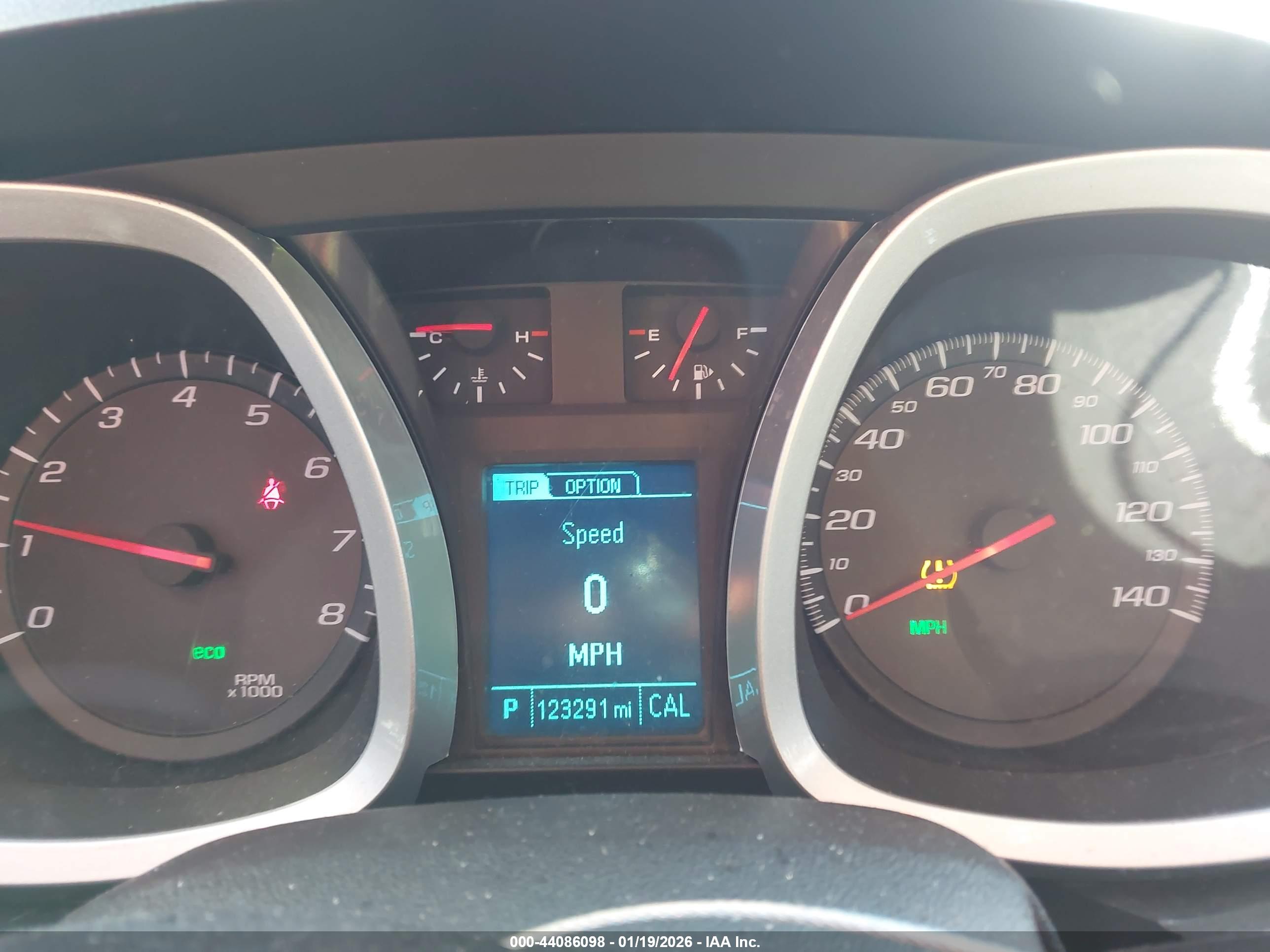 CHEVROLET EQUINOX image 7