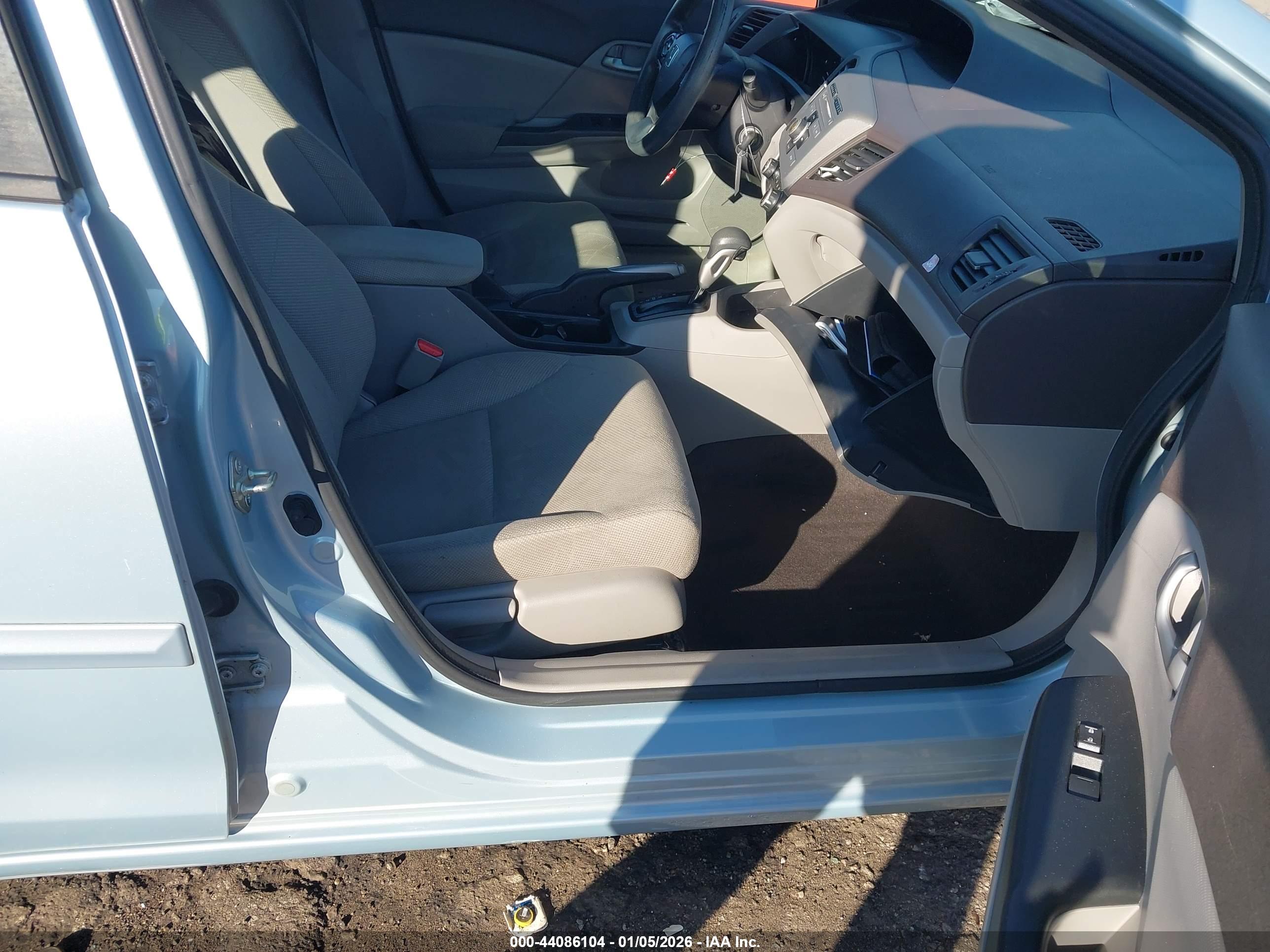 HONDA CIVIC image 5