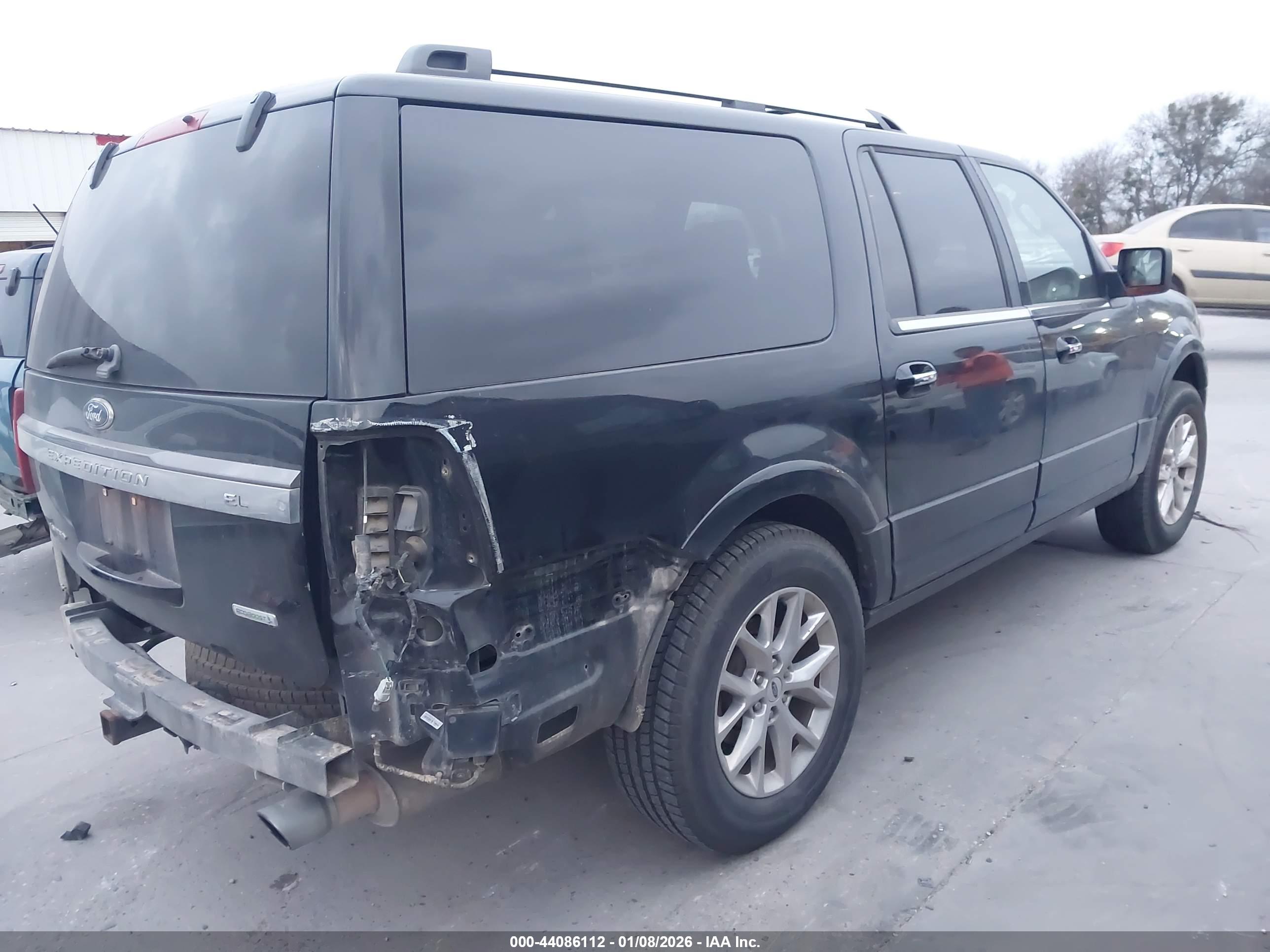 FORD EXPEDITION image 4