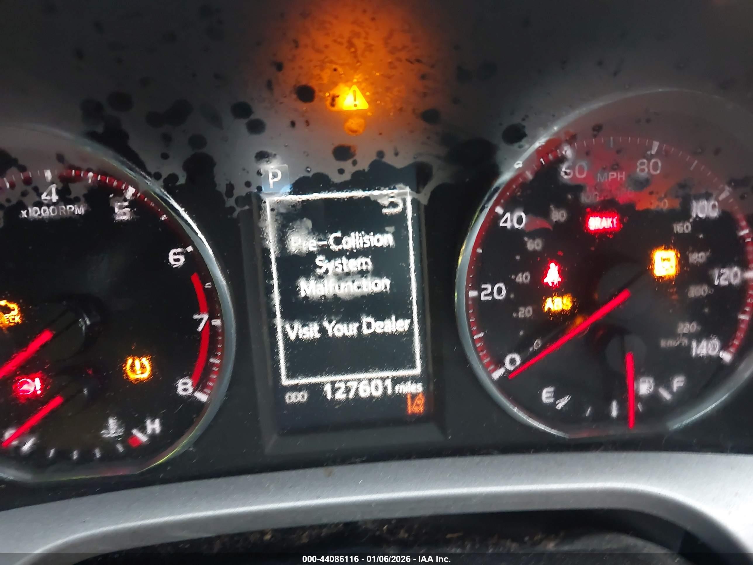 TOYOTA RAV4 image 7