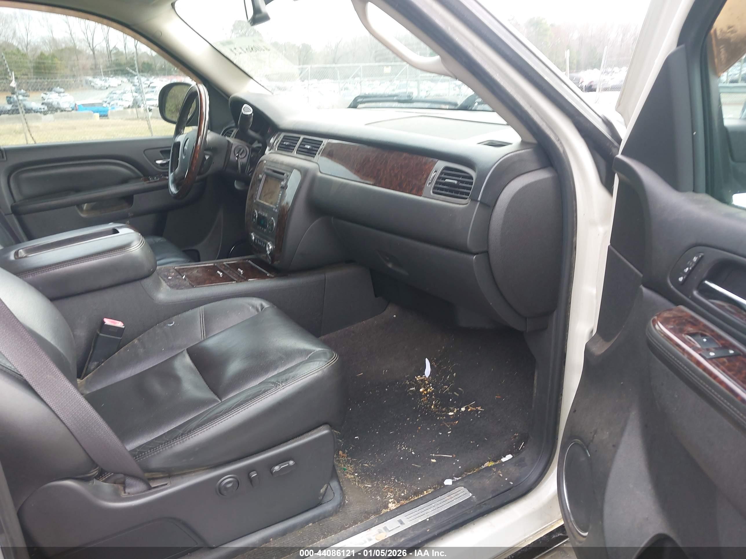 GMC SIERRA image 5