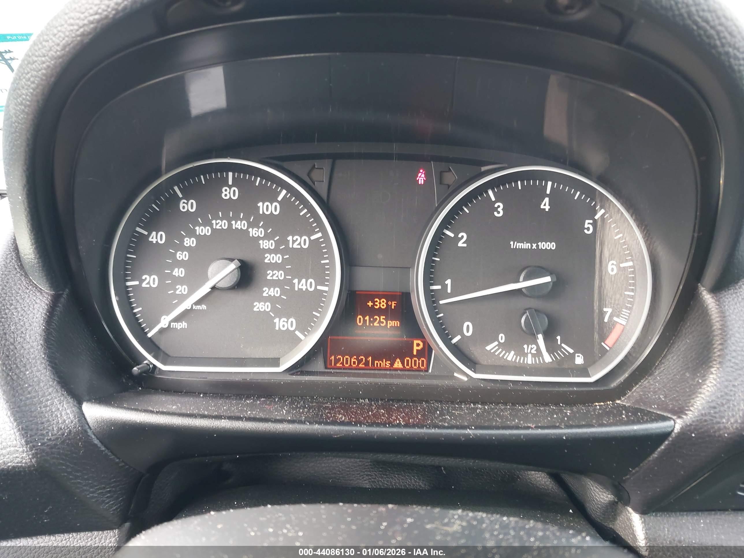BMW 128I image 7