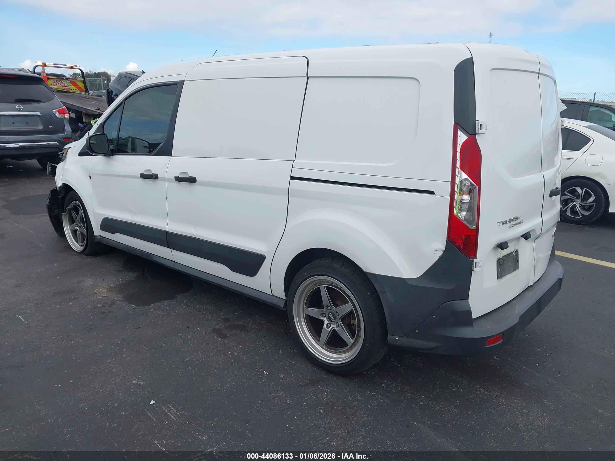 FORD TRANSIT image 3