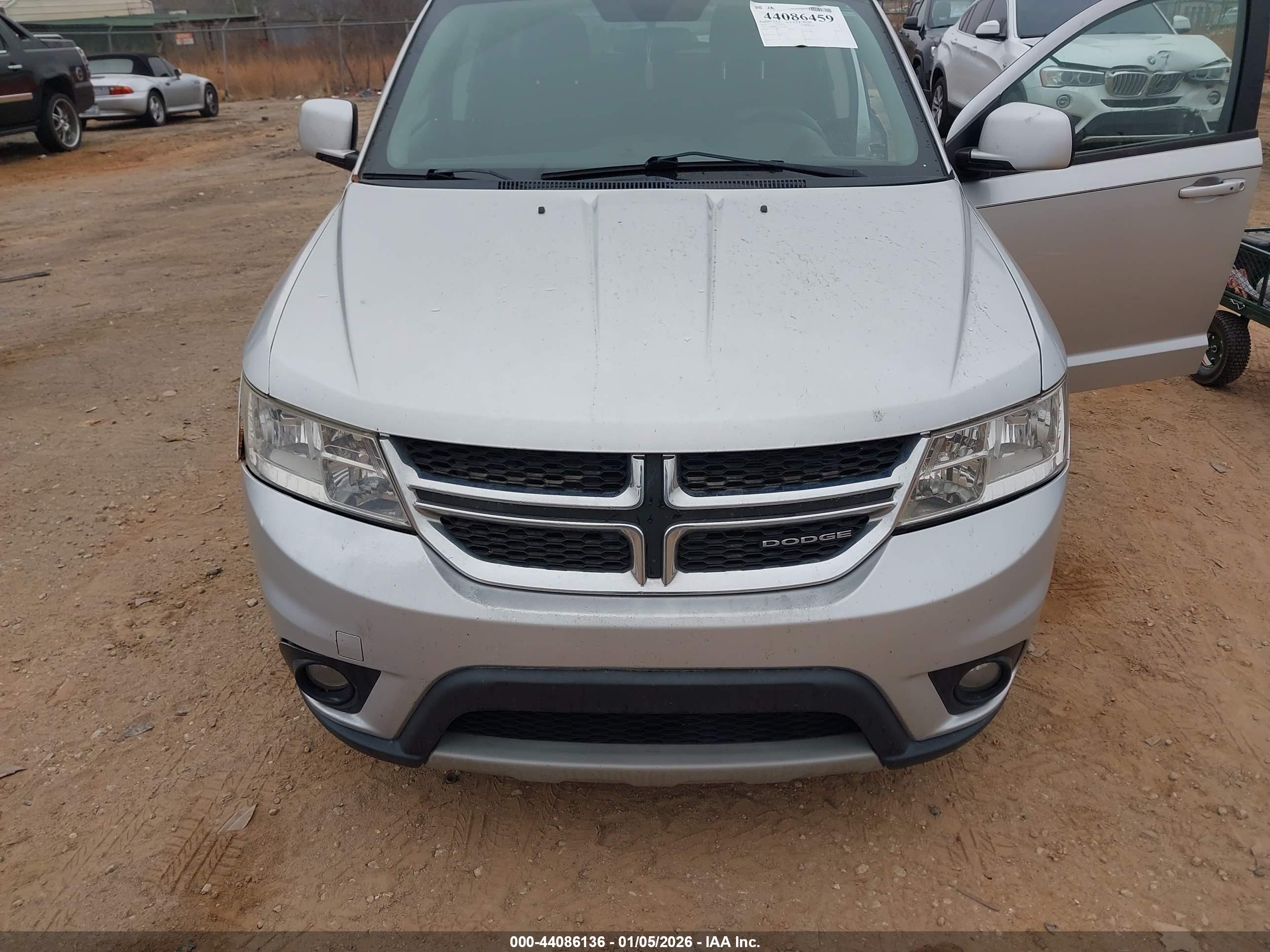 DODGE JOURNEY image 6