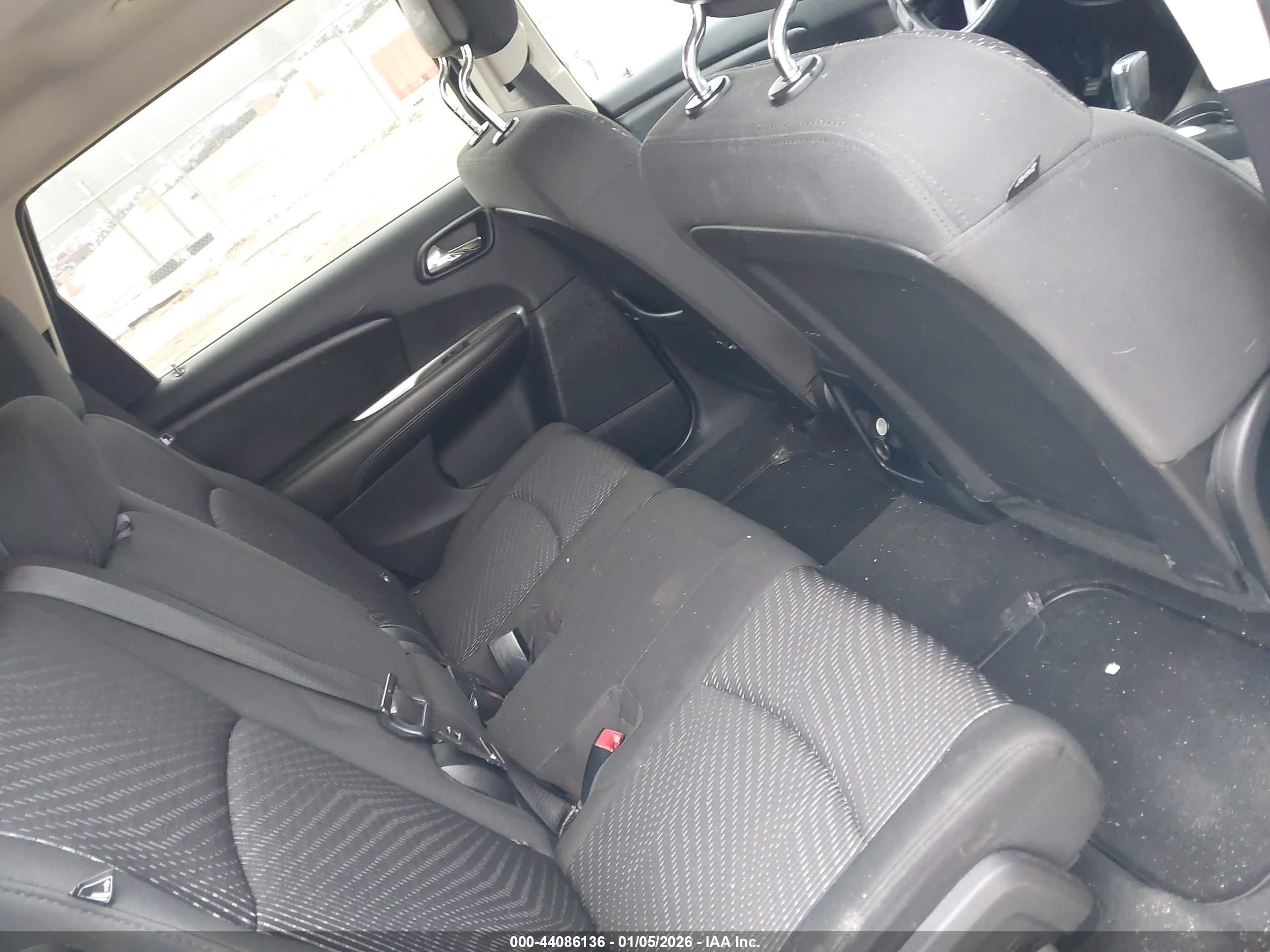 DODGE JOURNEY image 8