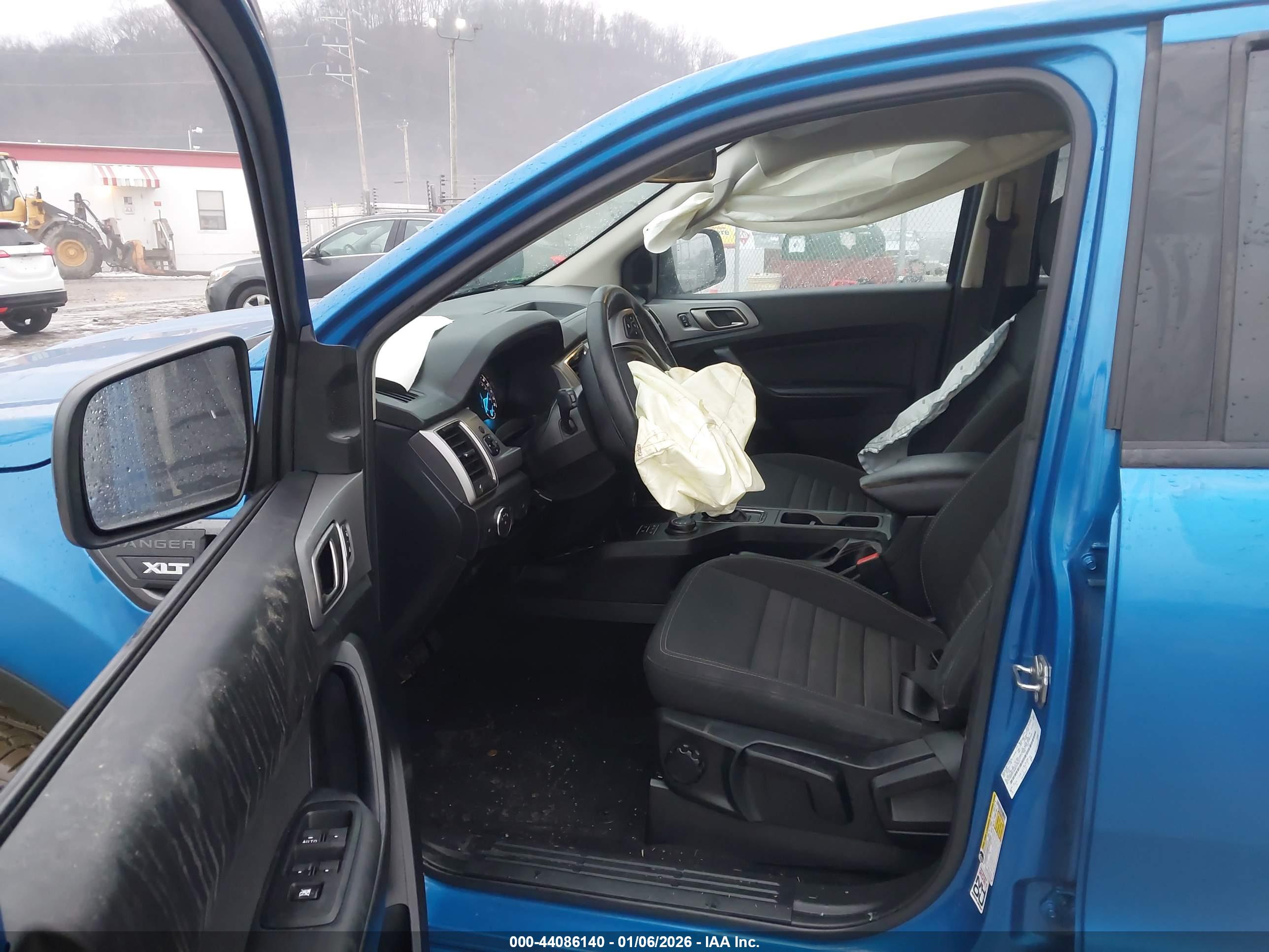 FORD RANGER image 5