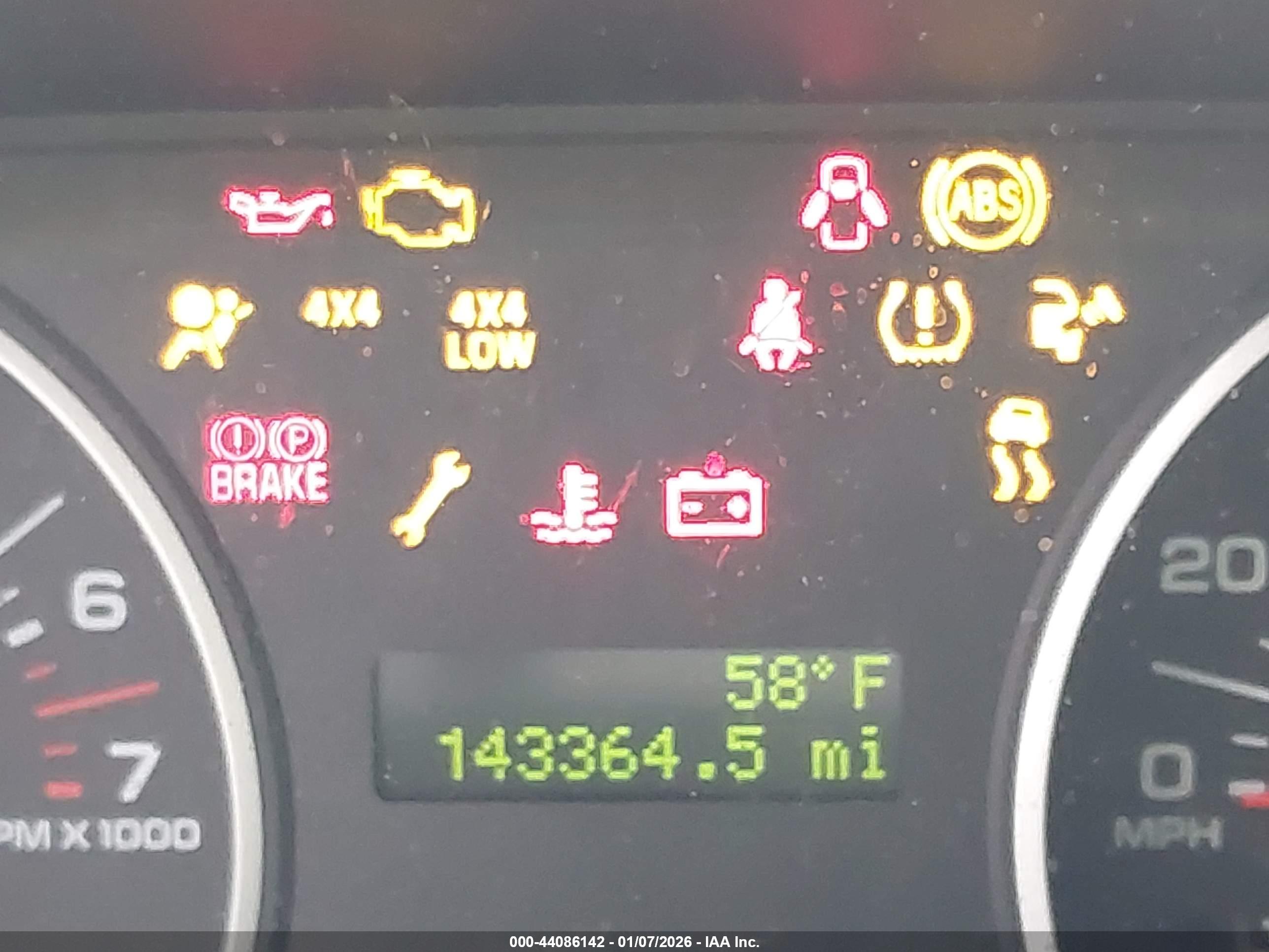 FORD EXPLORER image 7