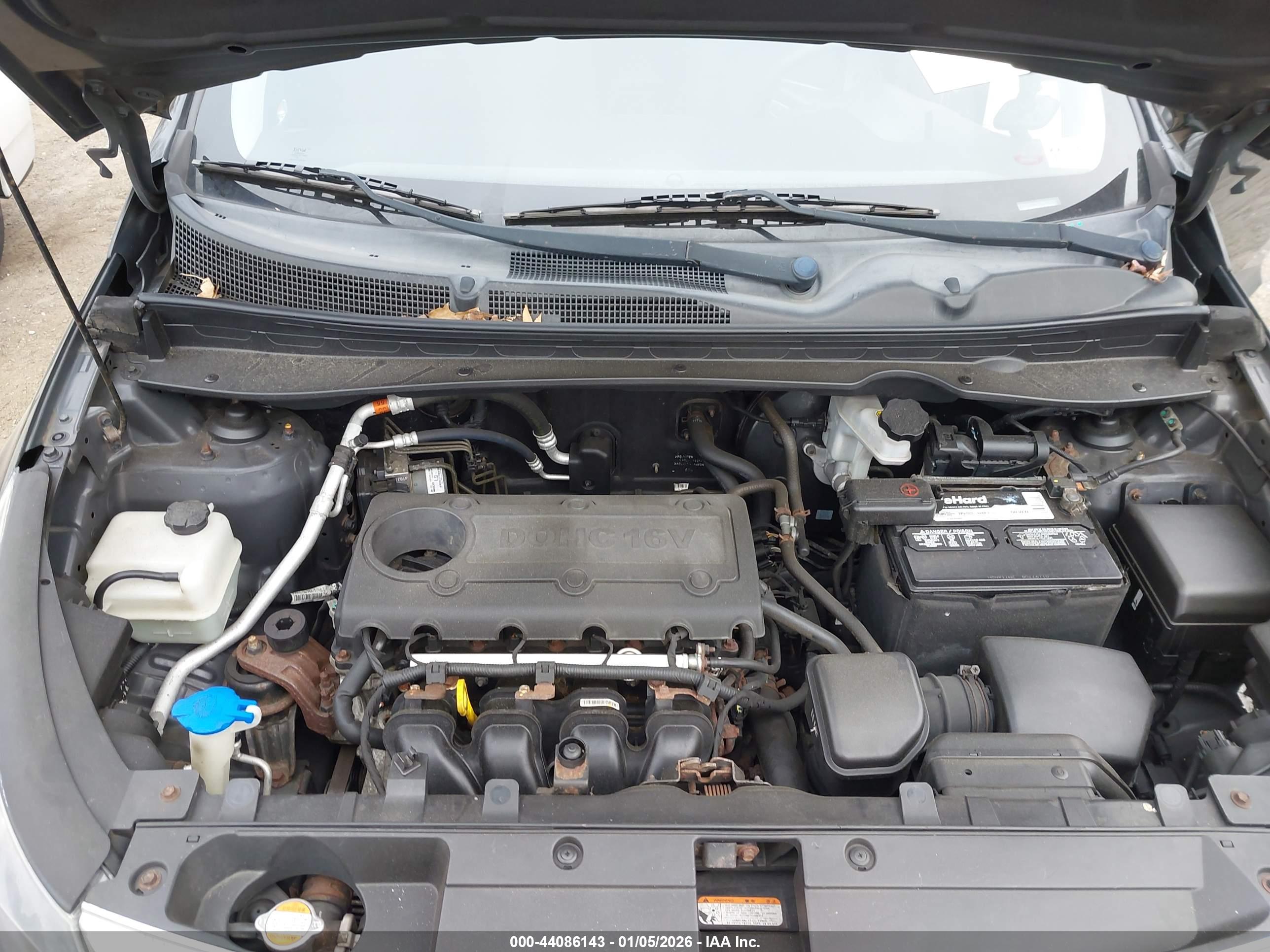 KIA SPORTAGE image 10
