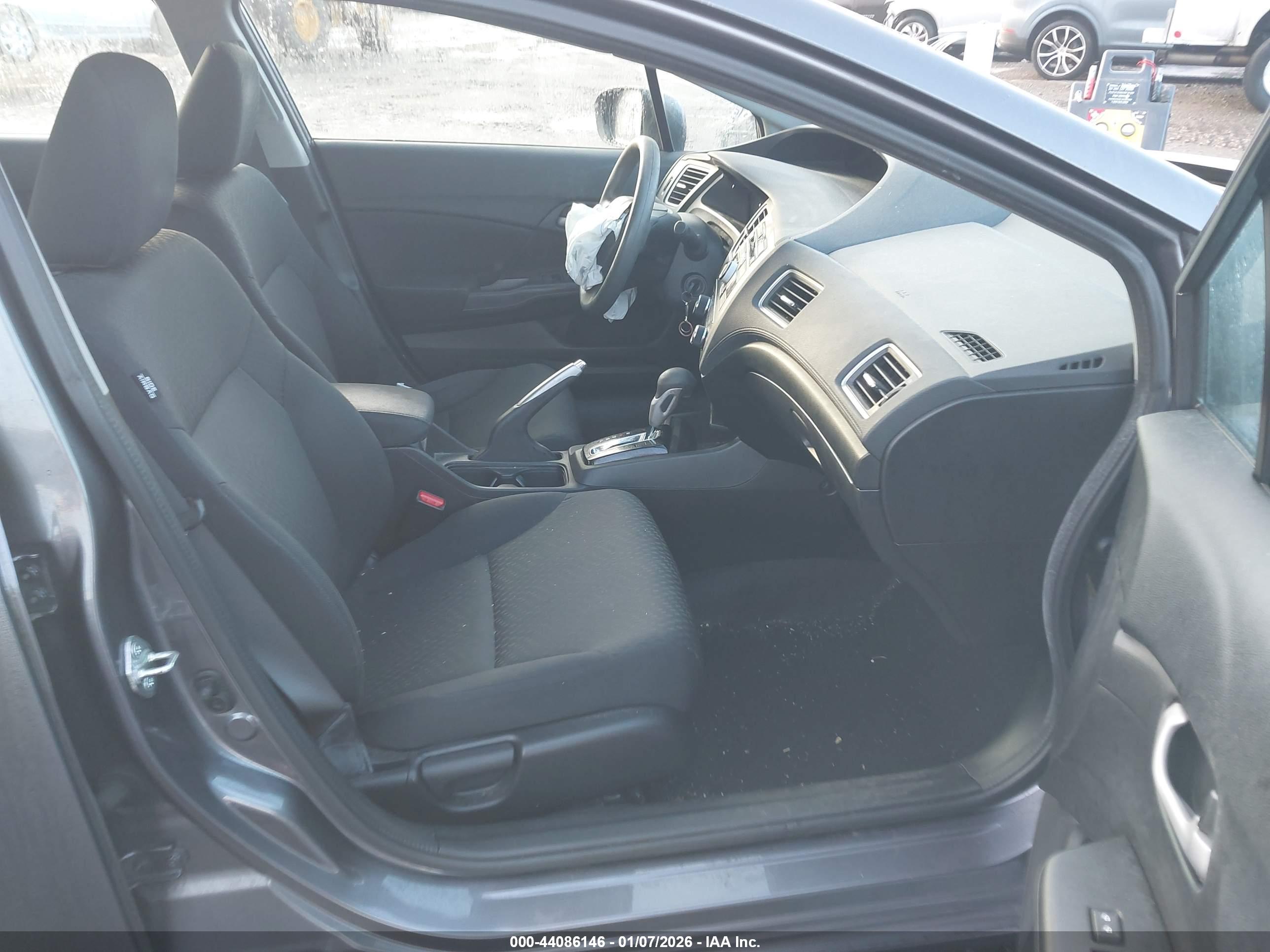 HONDA CIVIC image 5