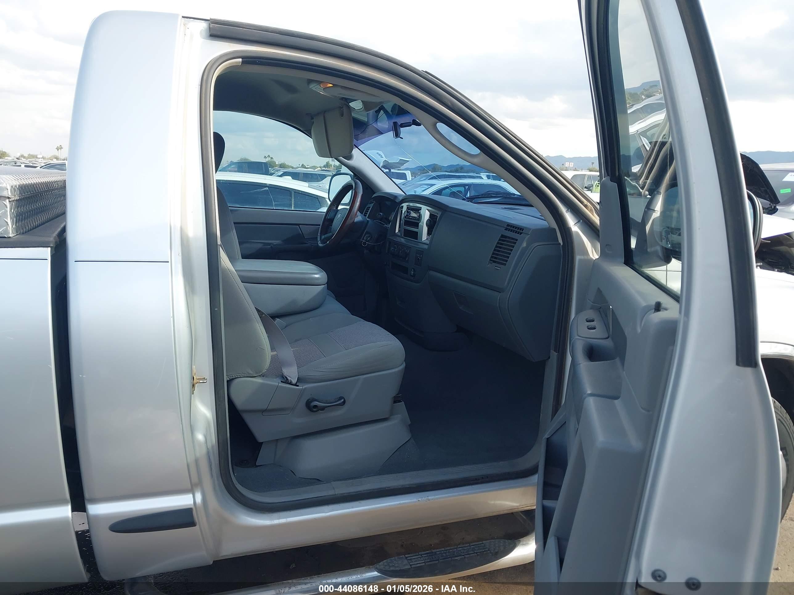 DODGE RAM image 5