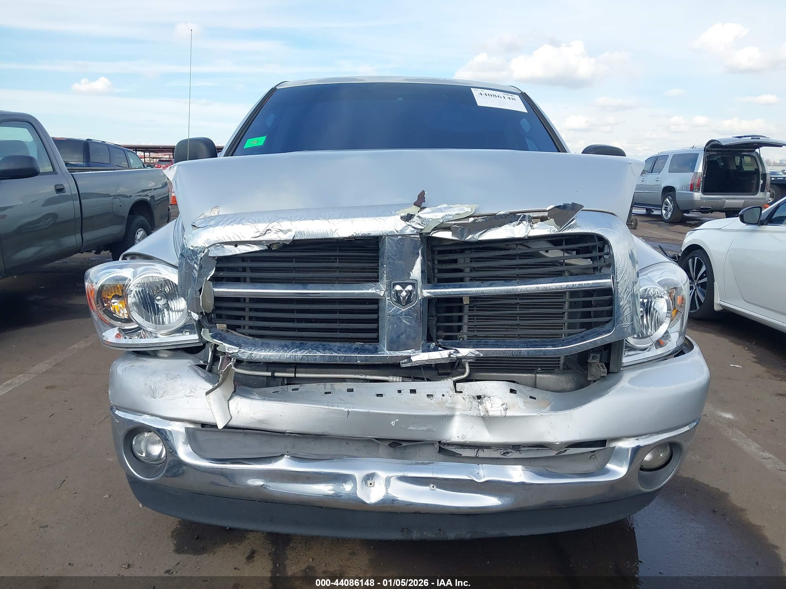 DODGE RAM image 6