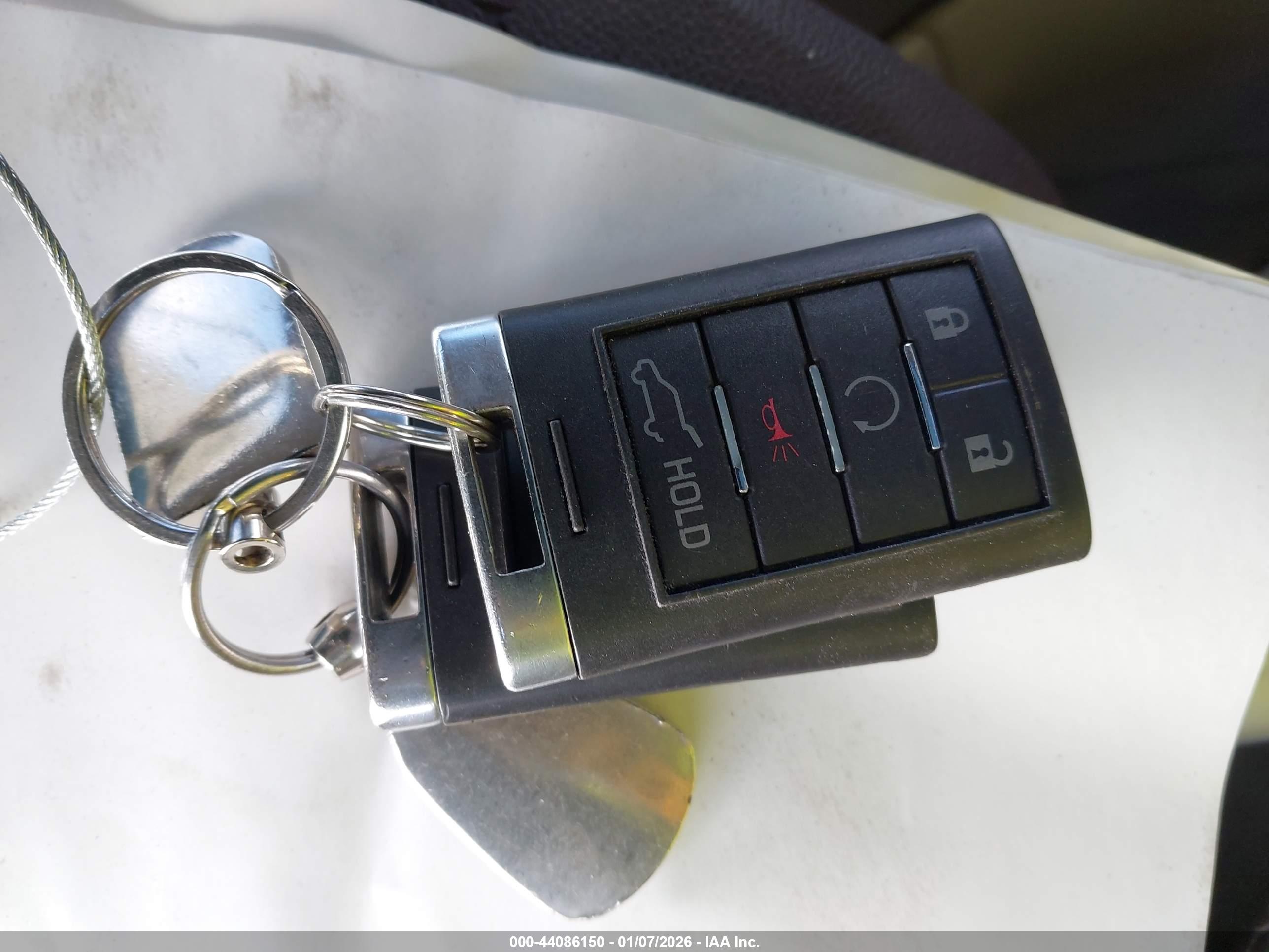 CADILLAC SRX image 11